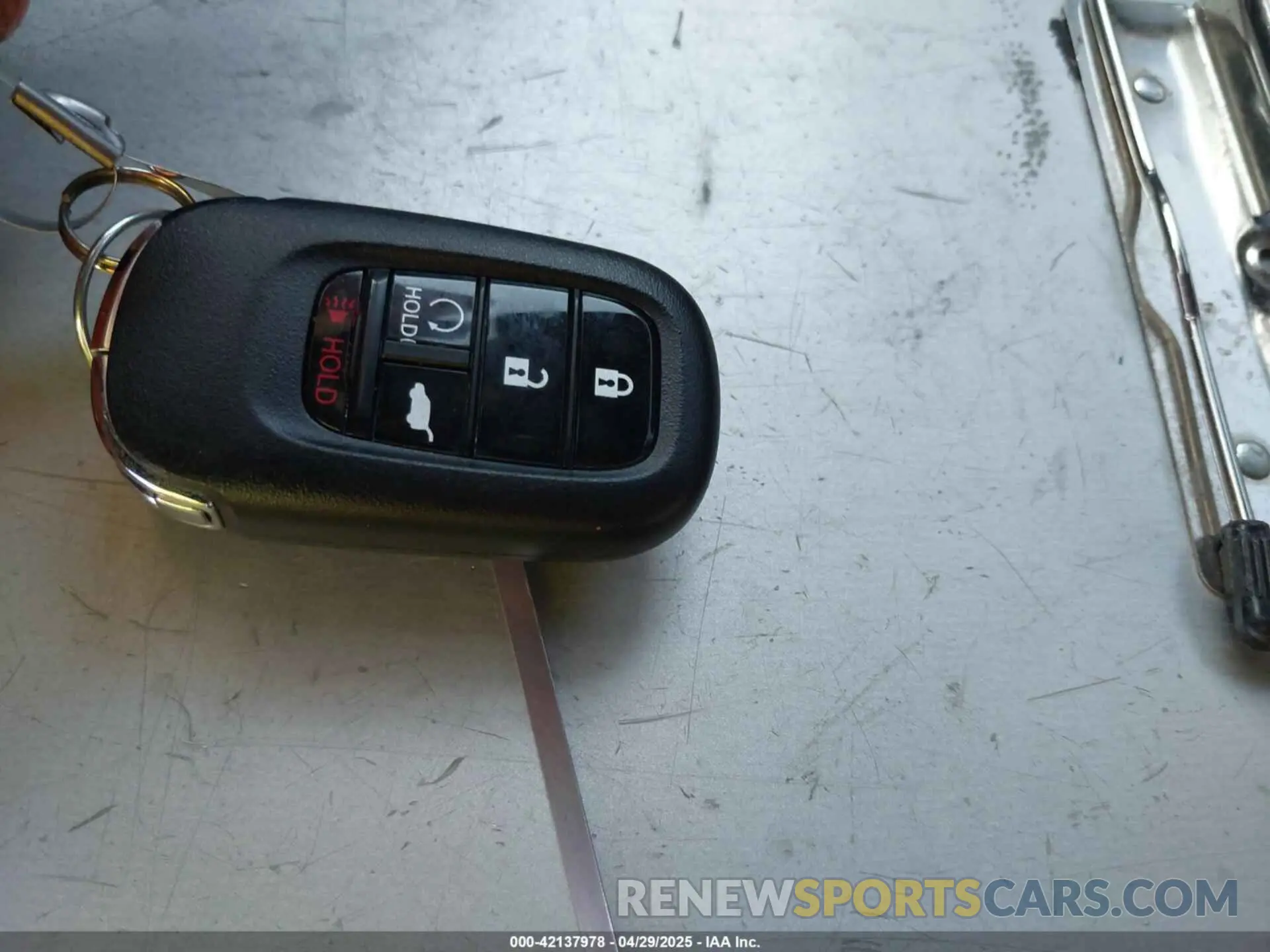 11 Photograph of a damaged car 19XFL2H84SE018938 HONDA CIVIC 2025