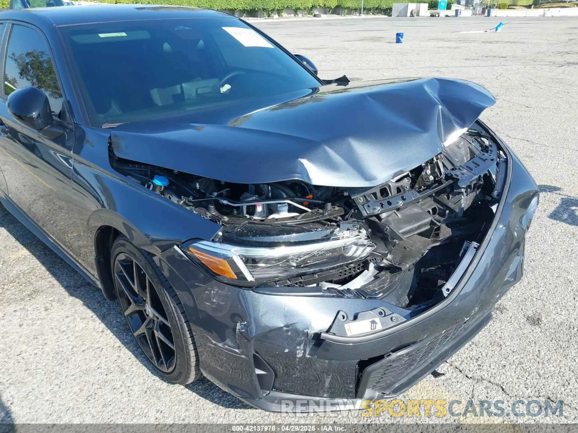 17 Photograph of a damaged car 19XFL2H84SE018938 HONDA CIVIC 2025
