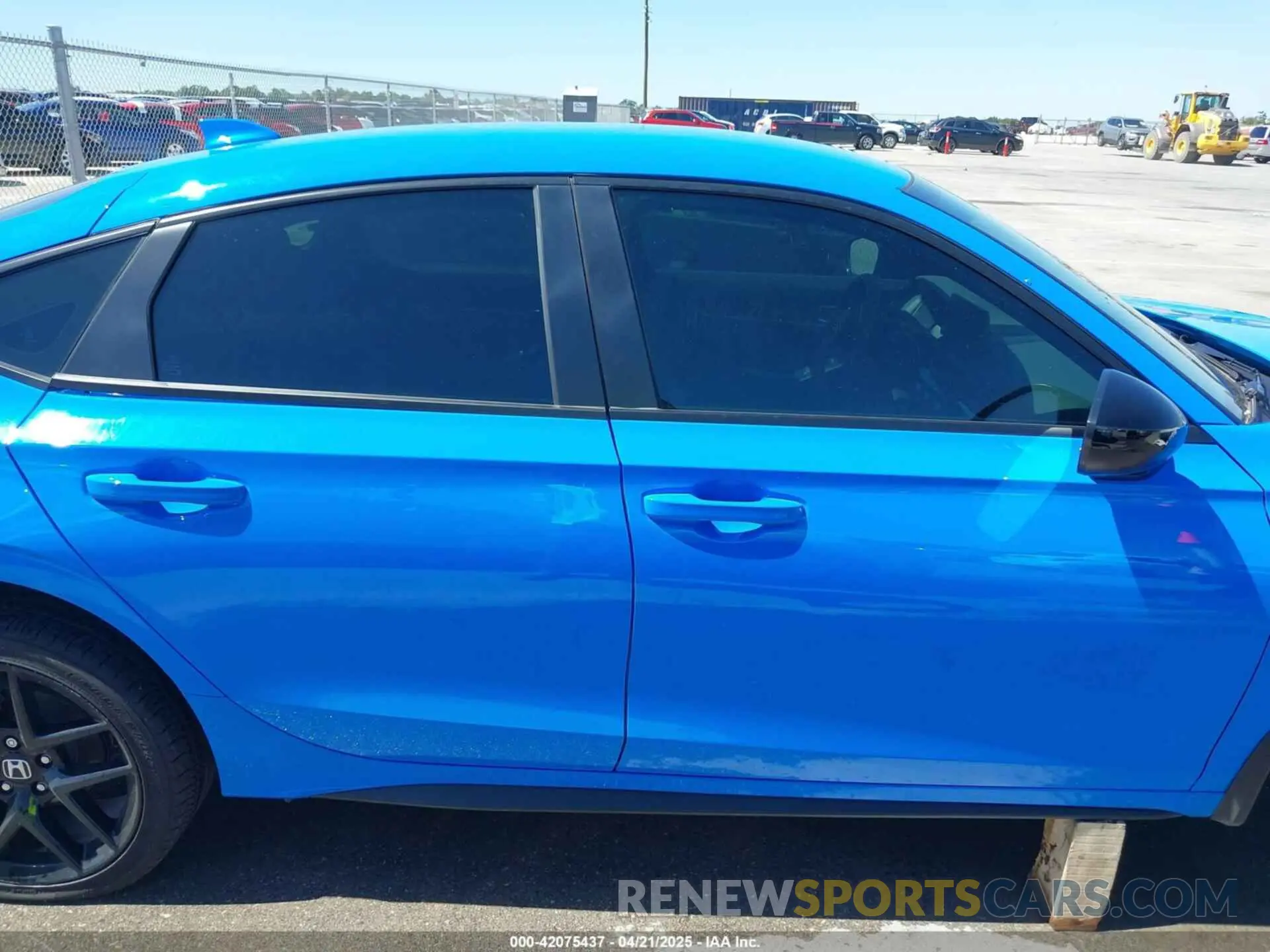 14 Photograph of a damaged car 19XFL2H86SE002658 HONDA CIVIC 2025
