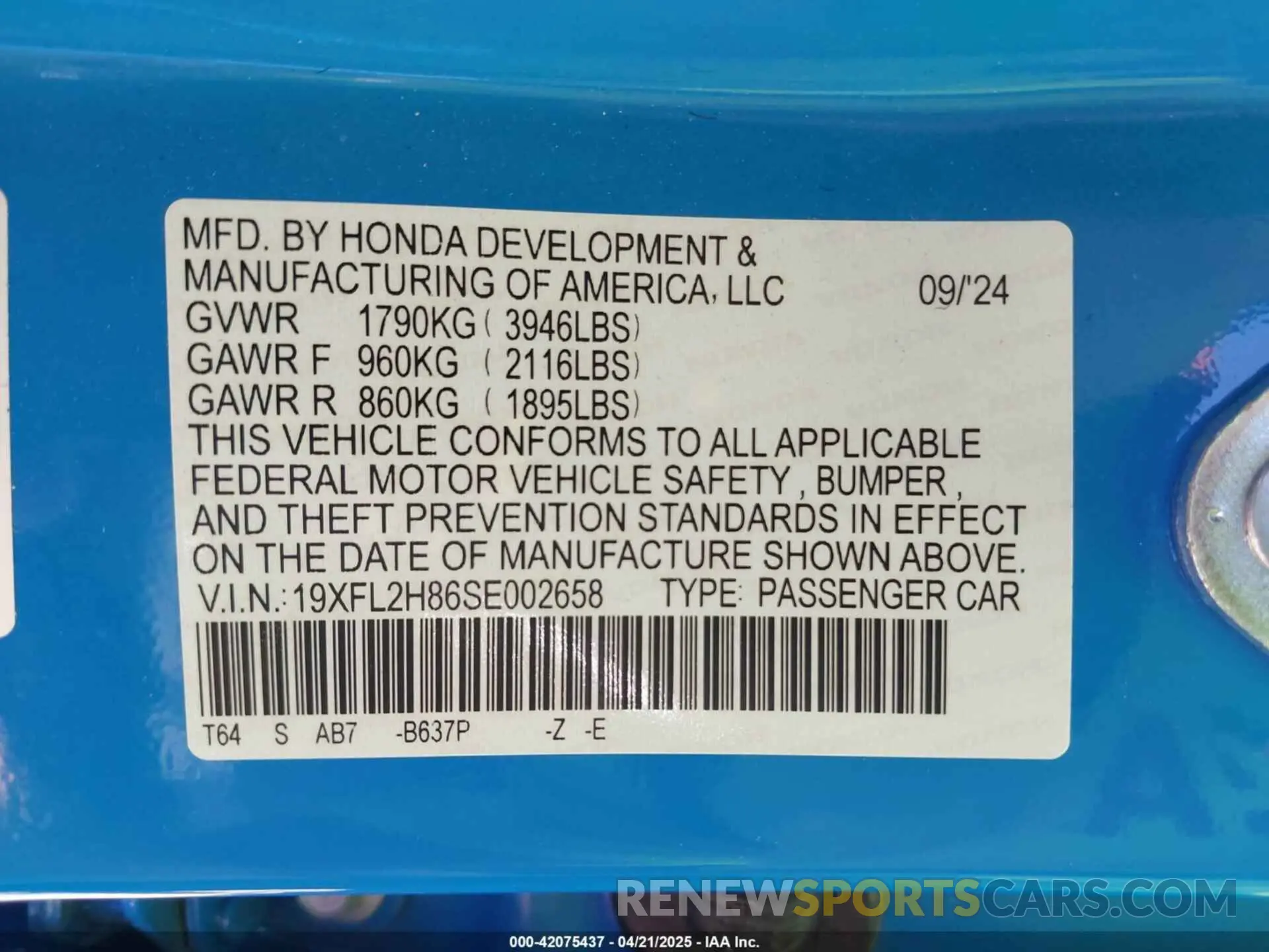9 Photograph of a damaged car 19XFL2H86SE002658 HONDA CIVIC 2025