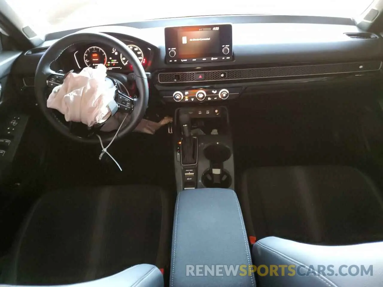 8 Photograph of a damaged car 19XFL2H86SE017158 HONDA CIVIC 2025
