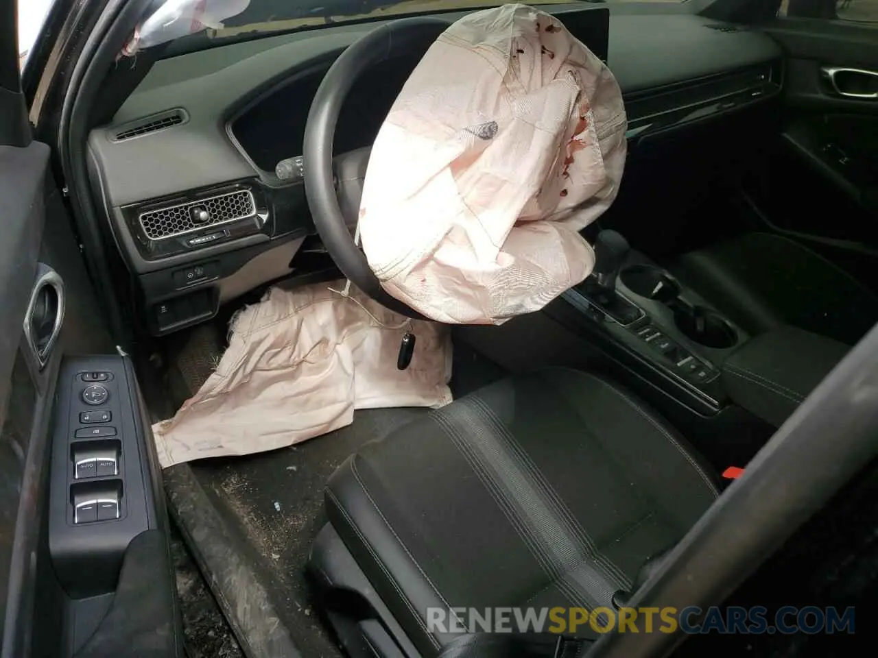 8 Photograph of a damaged car 19XFL2H87SE001728 HONDA CIVIC 2025