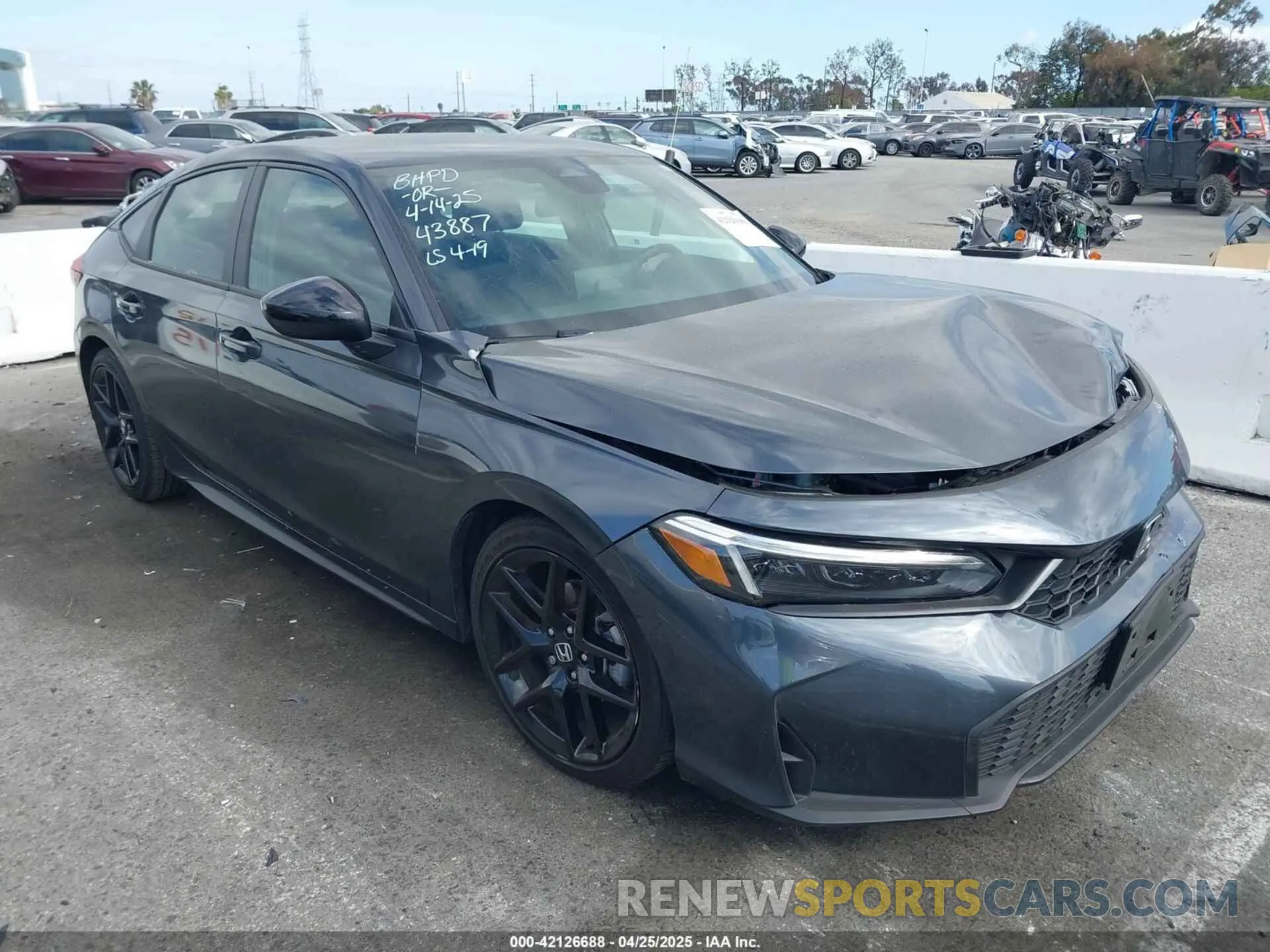 1 Photograph of a damaged car 19XFL2H88SE003228 HONDA CIVIC 2025