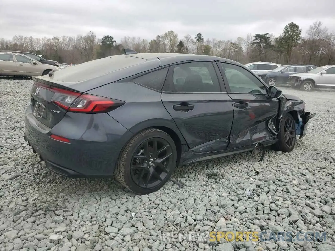 3 Photograph of a damaged car 19XFL2H88SE013709 HONDA CIVIC 2025