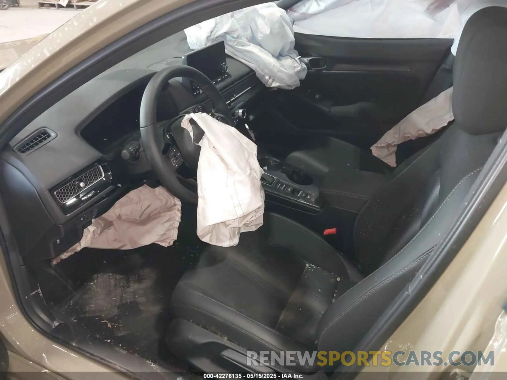 5 Photograph of a damaged car 19XFL2H88SE013967 HONDA CIVIC 2025