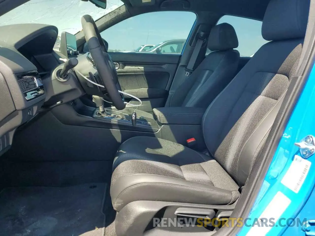 7 Photograph of a damaged car 19XFL2H88SE014939 HONDA CIVIC 2025