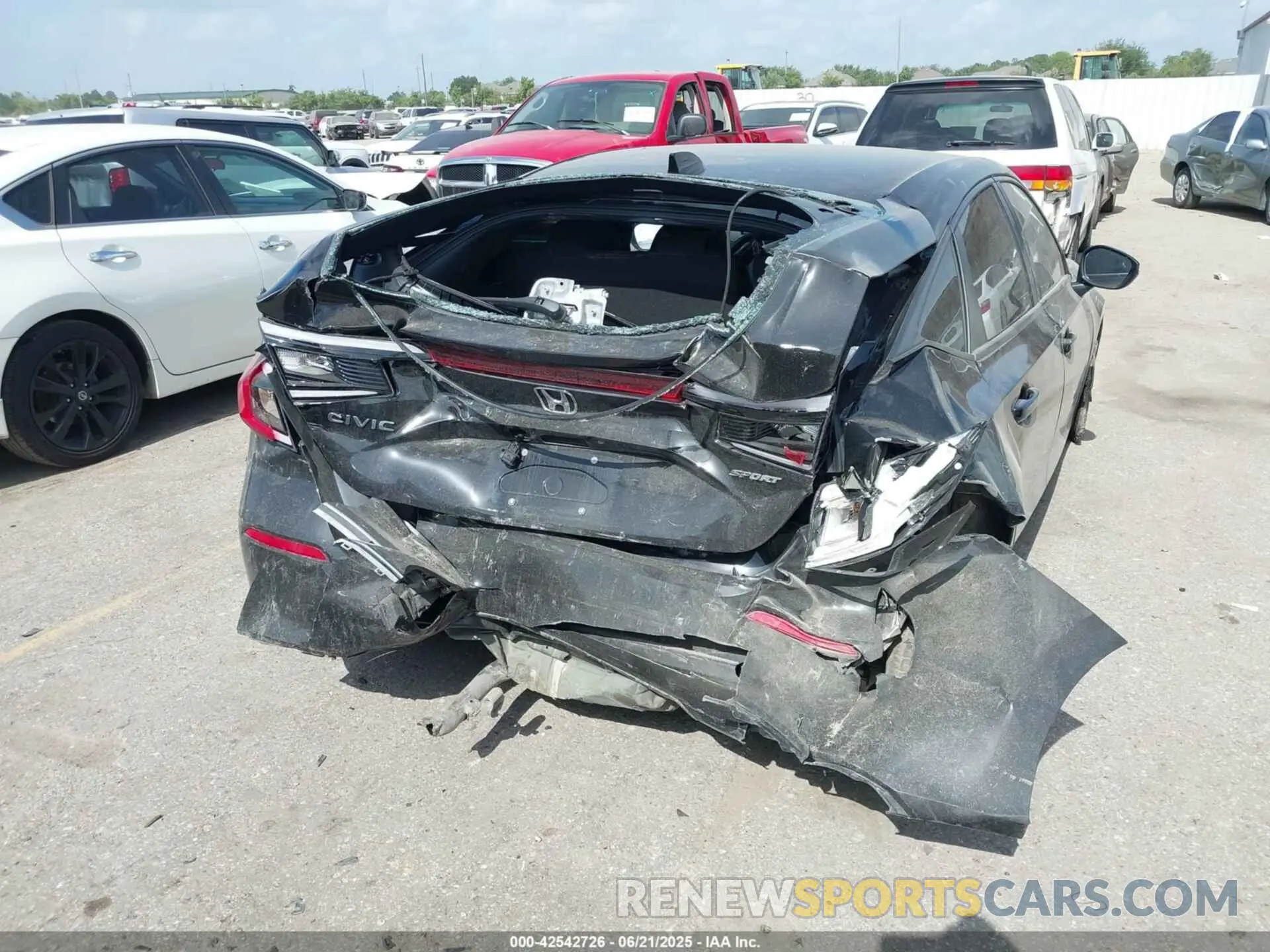 6 Photograph of a damaged car 19XFL2H89SE004002 HONDA CIVIC 2025