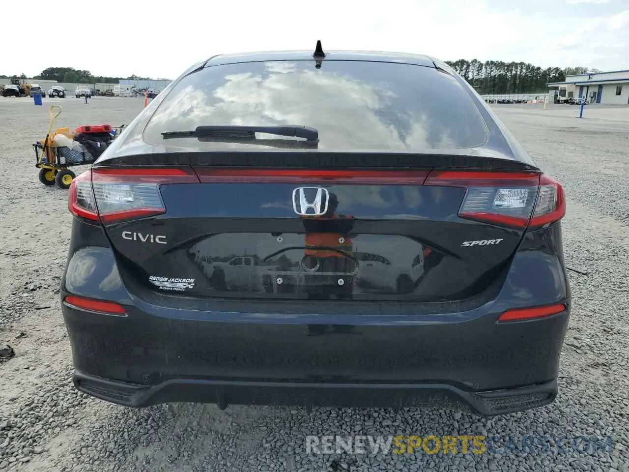 6 Photograph of a damaged car 19XFL2H89SE004761 HONDA CIVIC 2025
