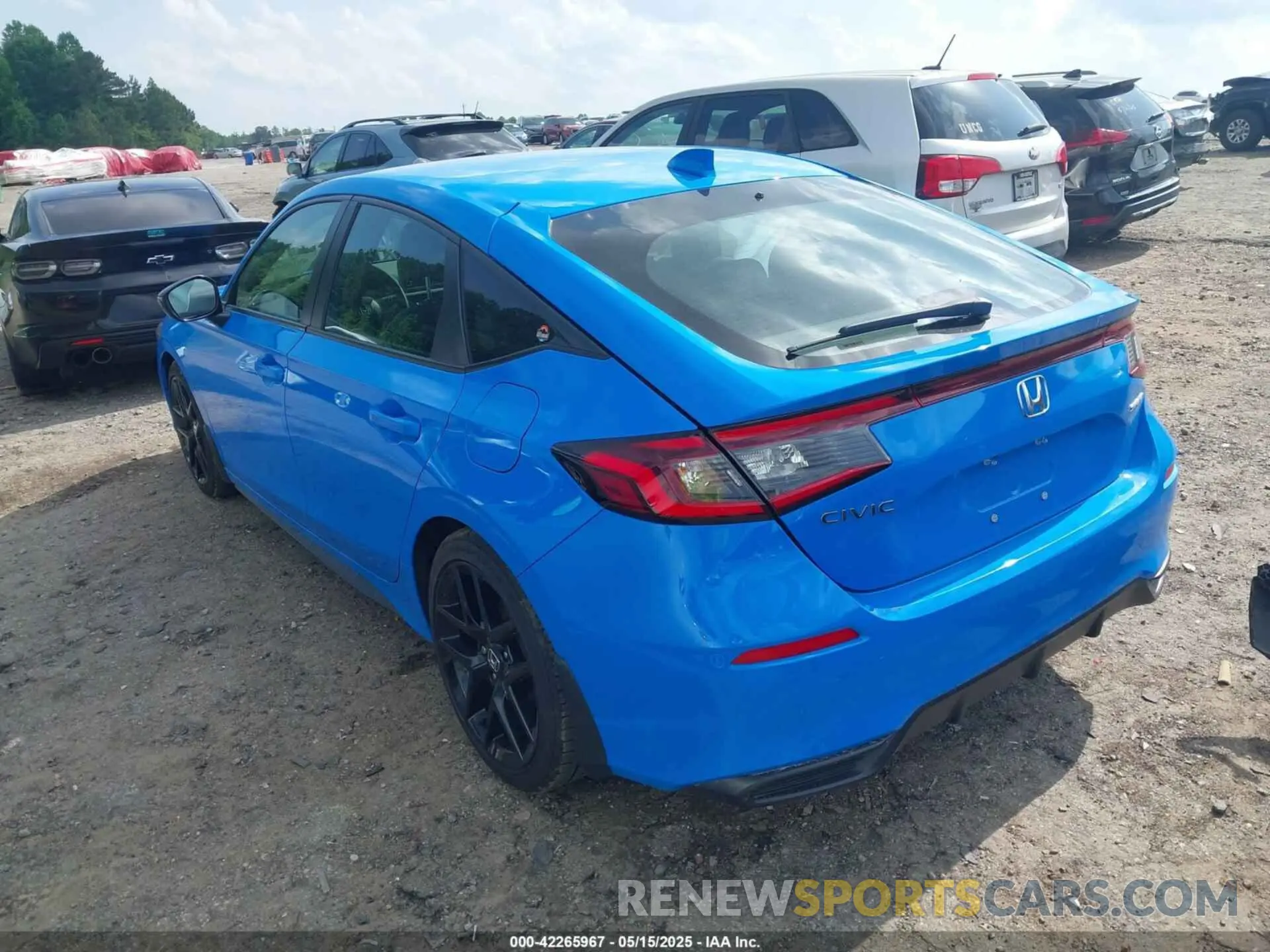 3 Photograph of a damaged car 19XFL2H8XSE002145 HONDA CIVIC 2025