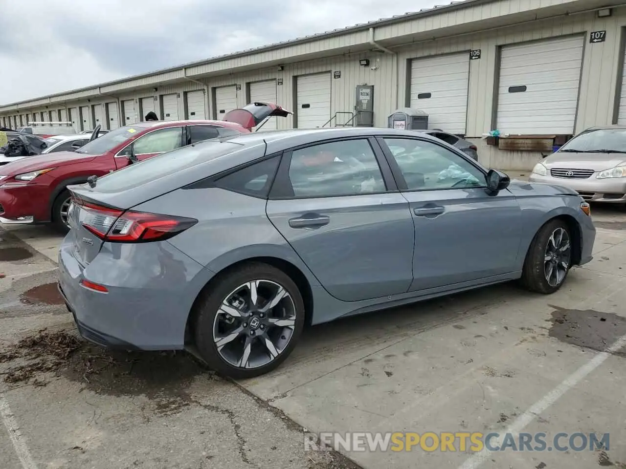 3 Photograph of a damaged car 19XFL4H95SE007631 HONDA CIVIC 2025