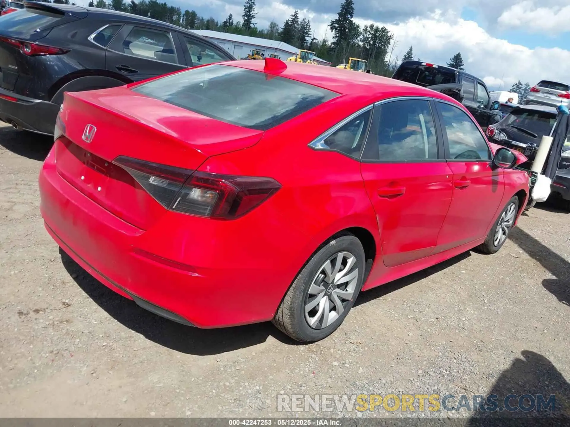 4 Photograph of a damaged car 2HGFE2F26SH559438 HONDA CIVIC 2025