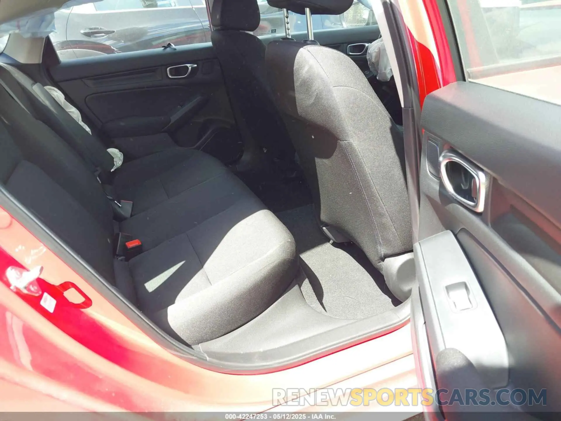 8 Photograph of a damaged car 2HGFE2F26SH559438 HONDA CIVIC 2025