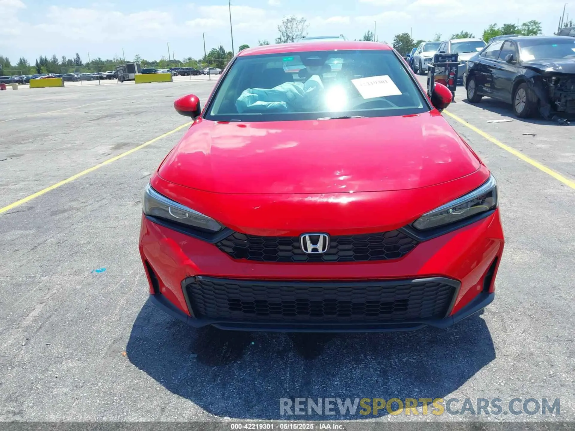11 Photograph of a damaged car 2HGFE2F27SH566723 HONDA CIVIC 2025