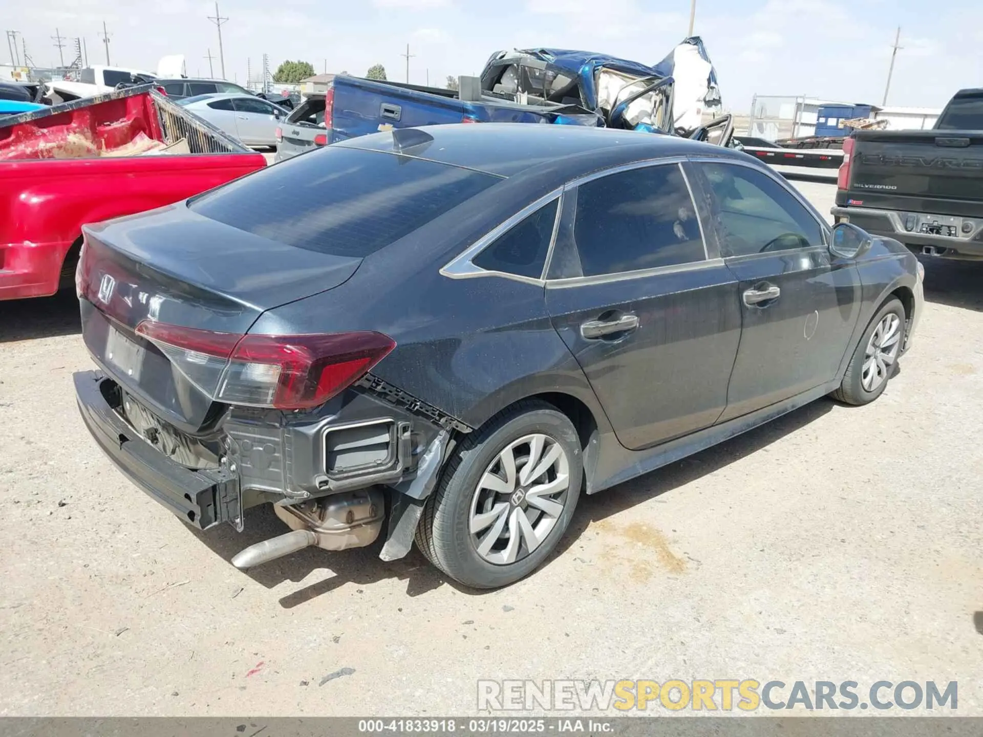 4 Photograph of a damaged car 2HGFE2F28SH530393 HONDA CIVIC 2025