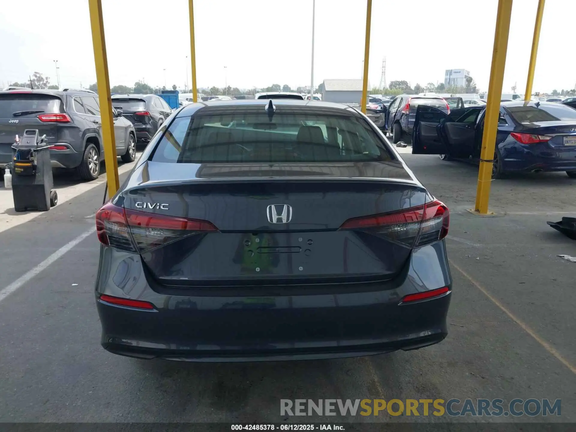 16 Photograph of a damaged car 2HGFE2F28SH596149 HONDA CIVIC 2025