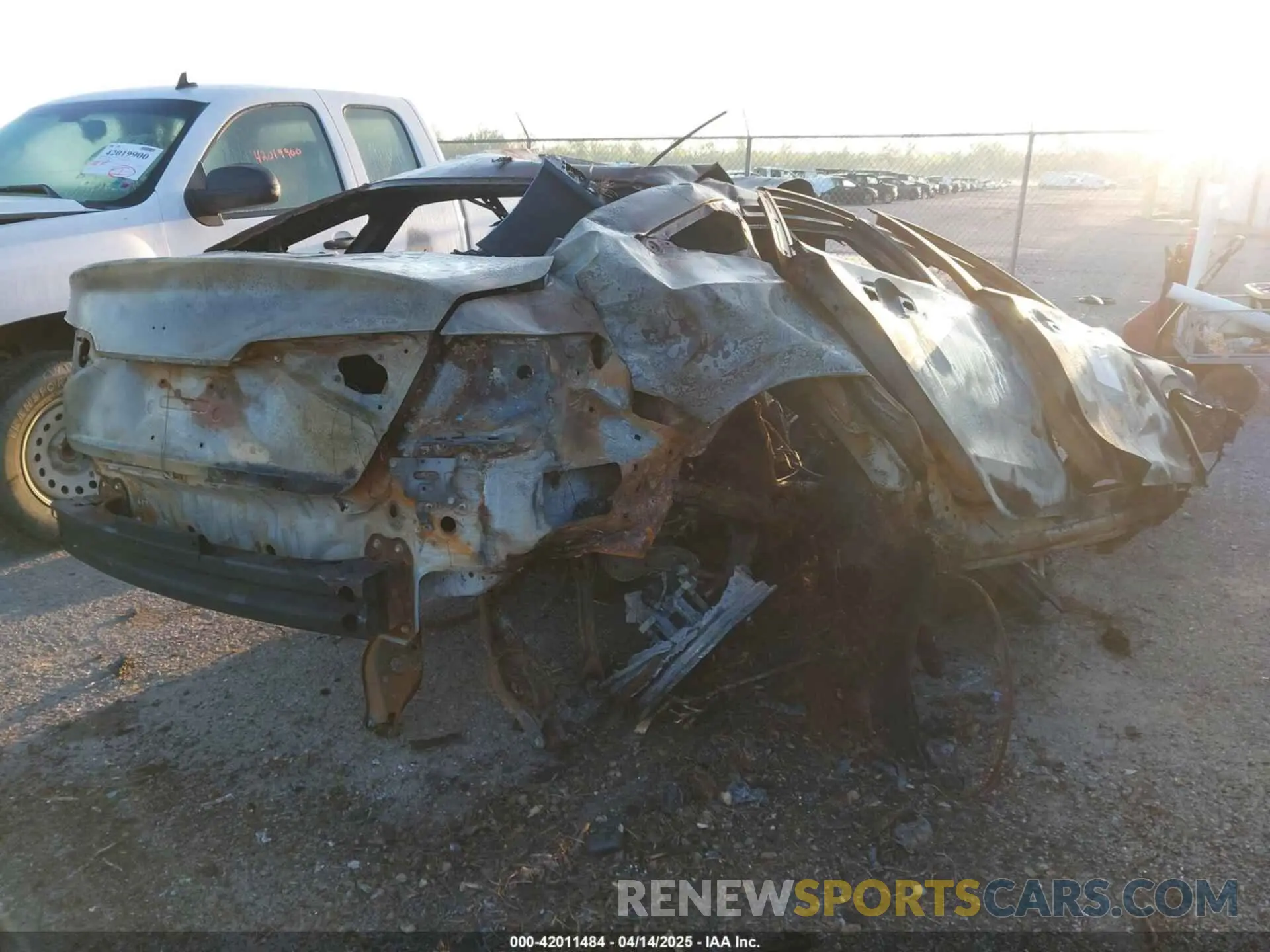 4 Photograph of a damaged car 2HGFE2F50SH518670 HONDA CIVIC 2025
