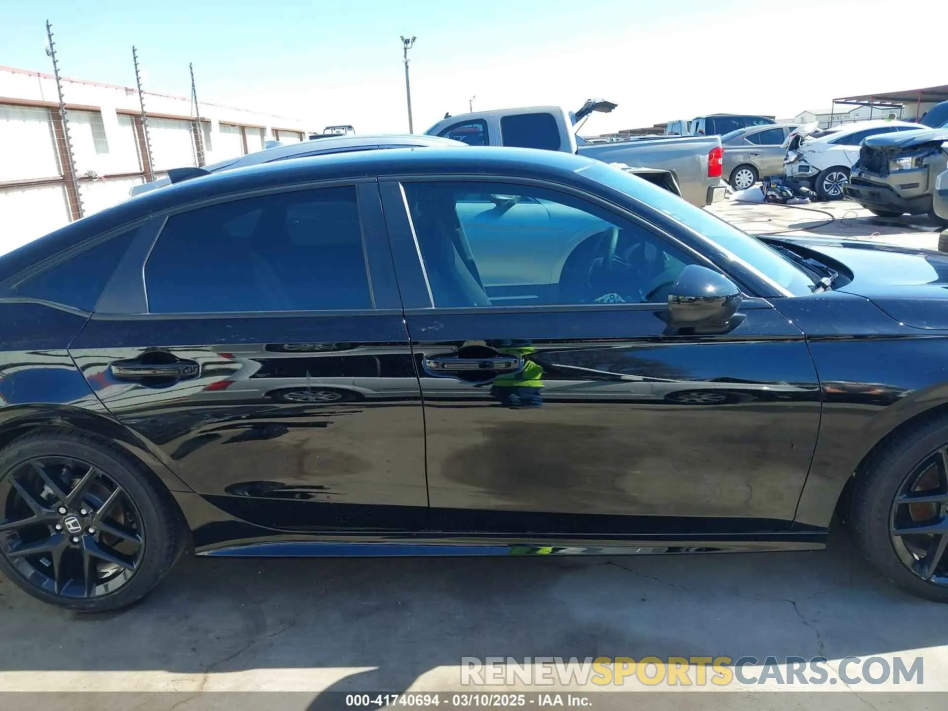 14 Photograph of a damaged car 2HGFE2F50SH527286 HONDA CIVIC 2025