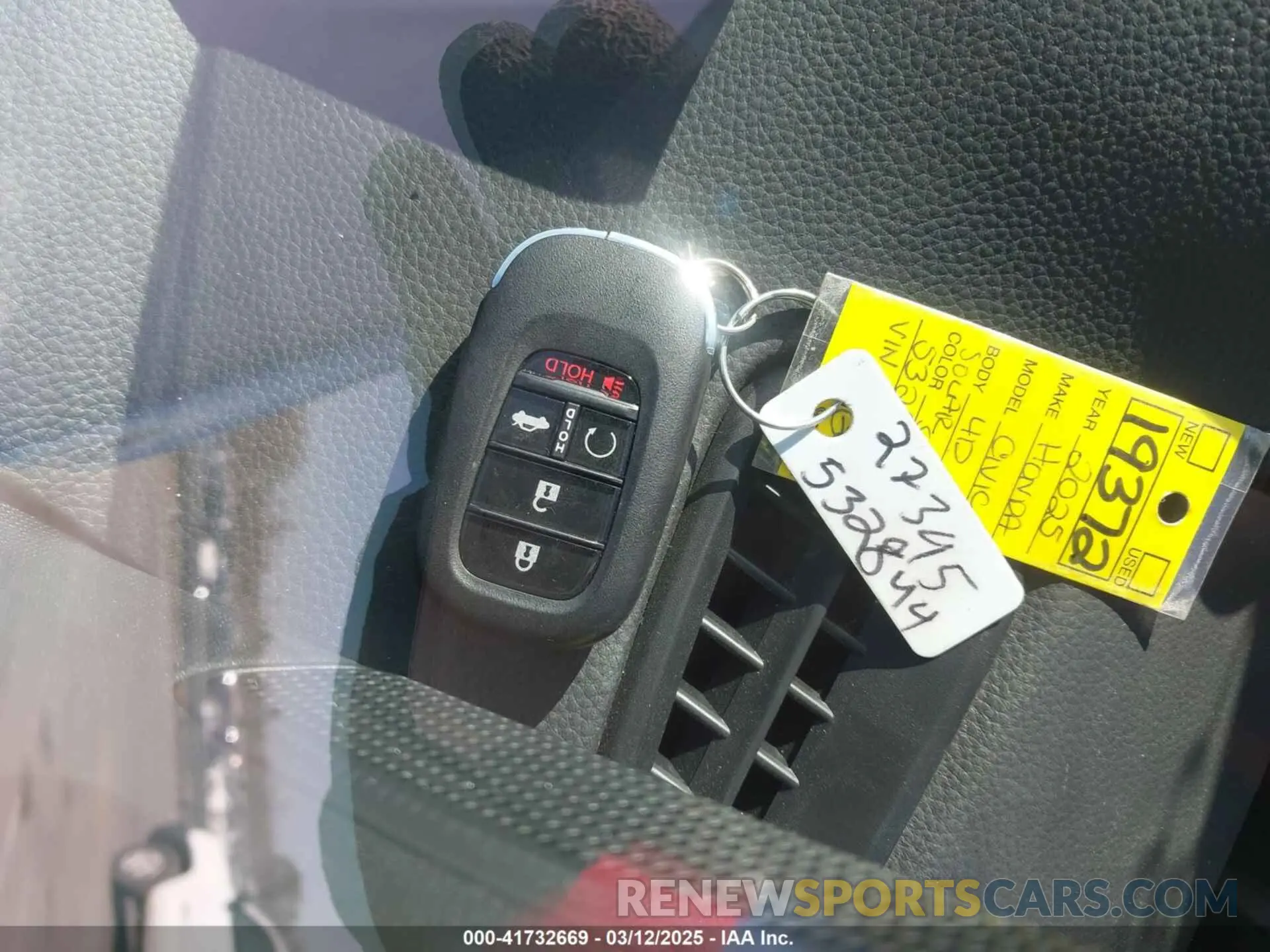 11 Photograph of a damaged car 2HGFE2F50SH532844 HONDA CIVIC 2025