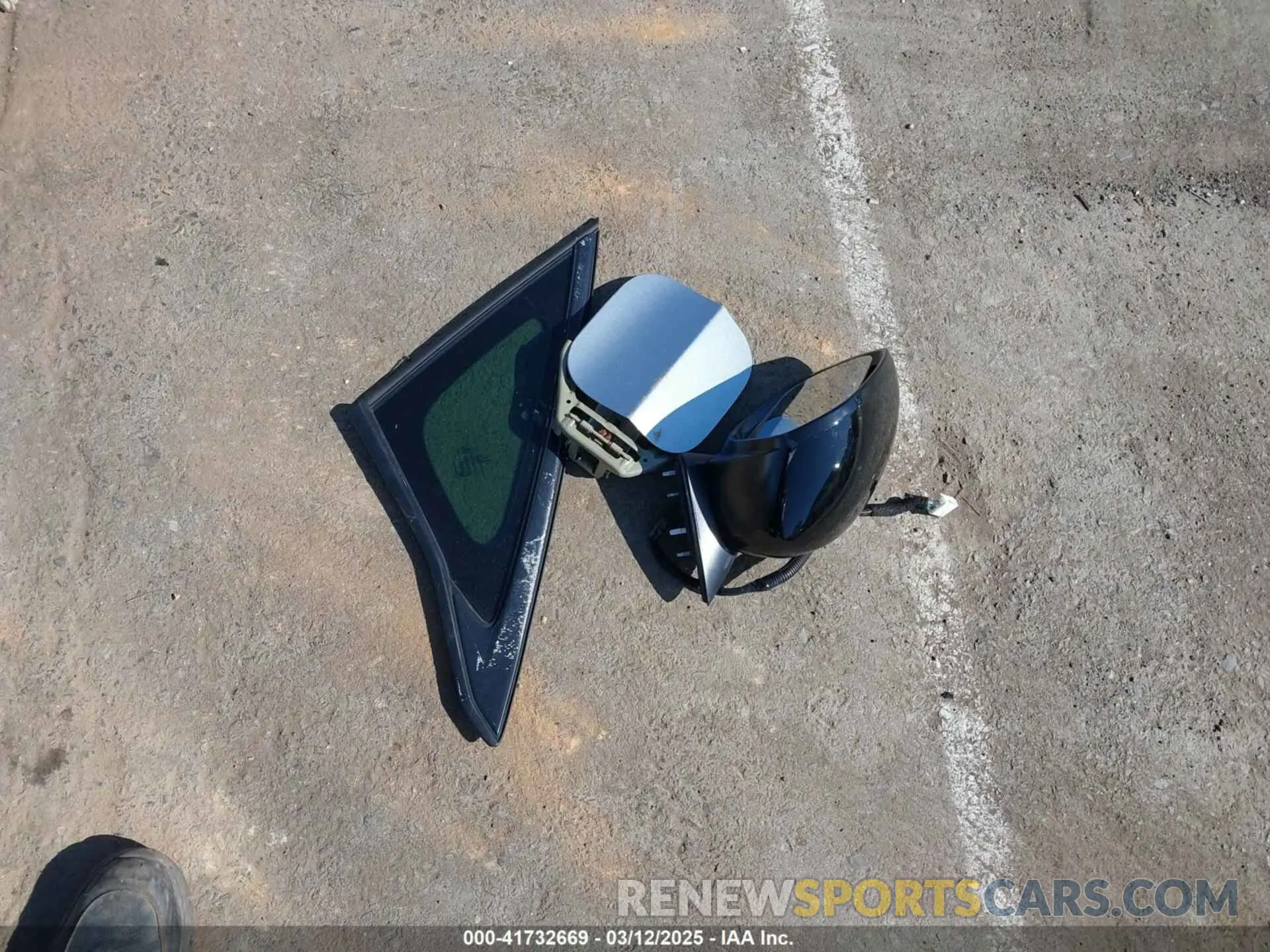 12 Photograph of a damaged car 2HGFE2F50SH532844 HONDA CIVIC 2025