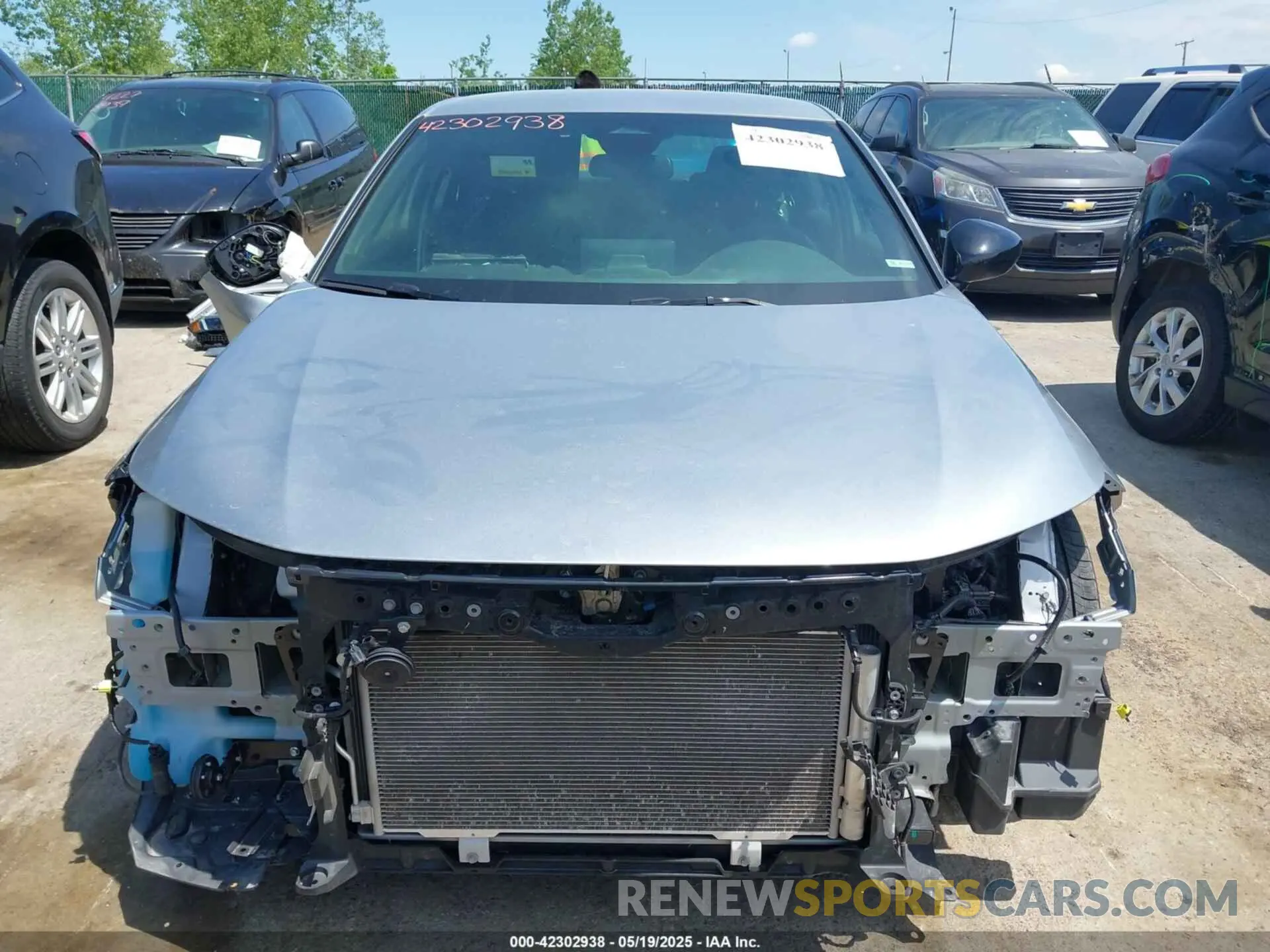 13 Photograph of a damaged car 2HGFE2F50SH542824 HONDA CIVIC 2025