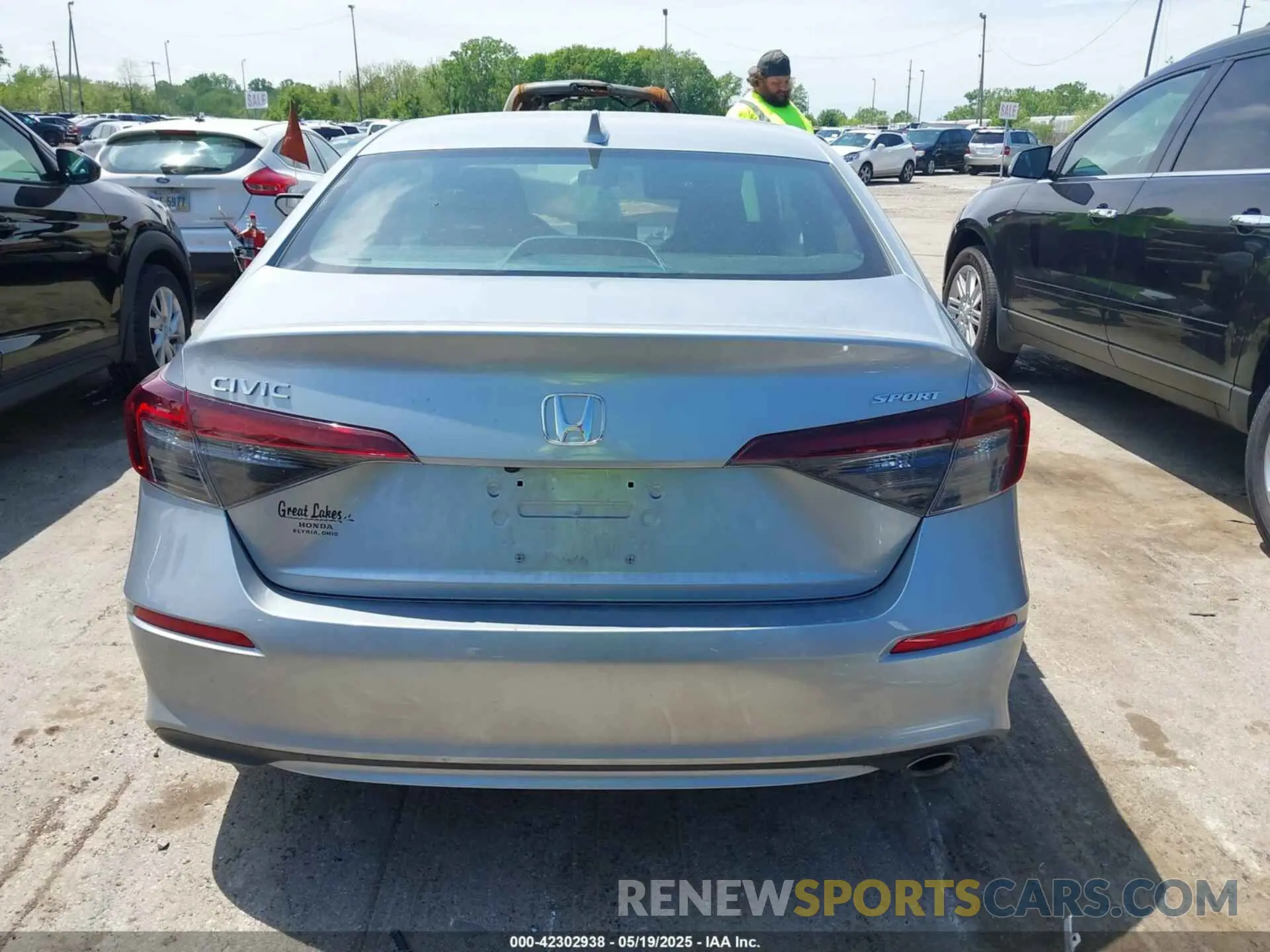 17 Photograph of a damaged car 2HGFE2F50SH542824 HONDA CIVIC 2025