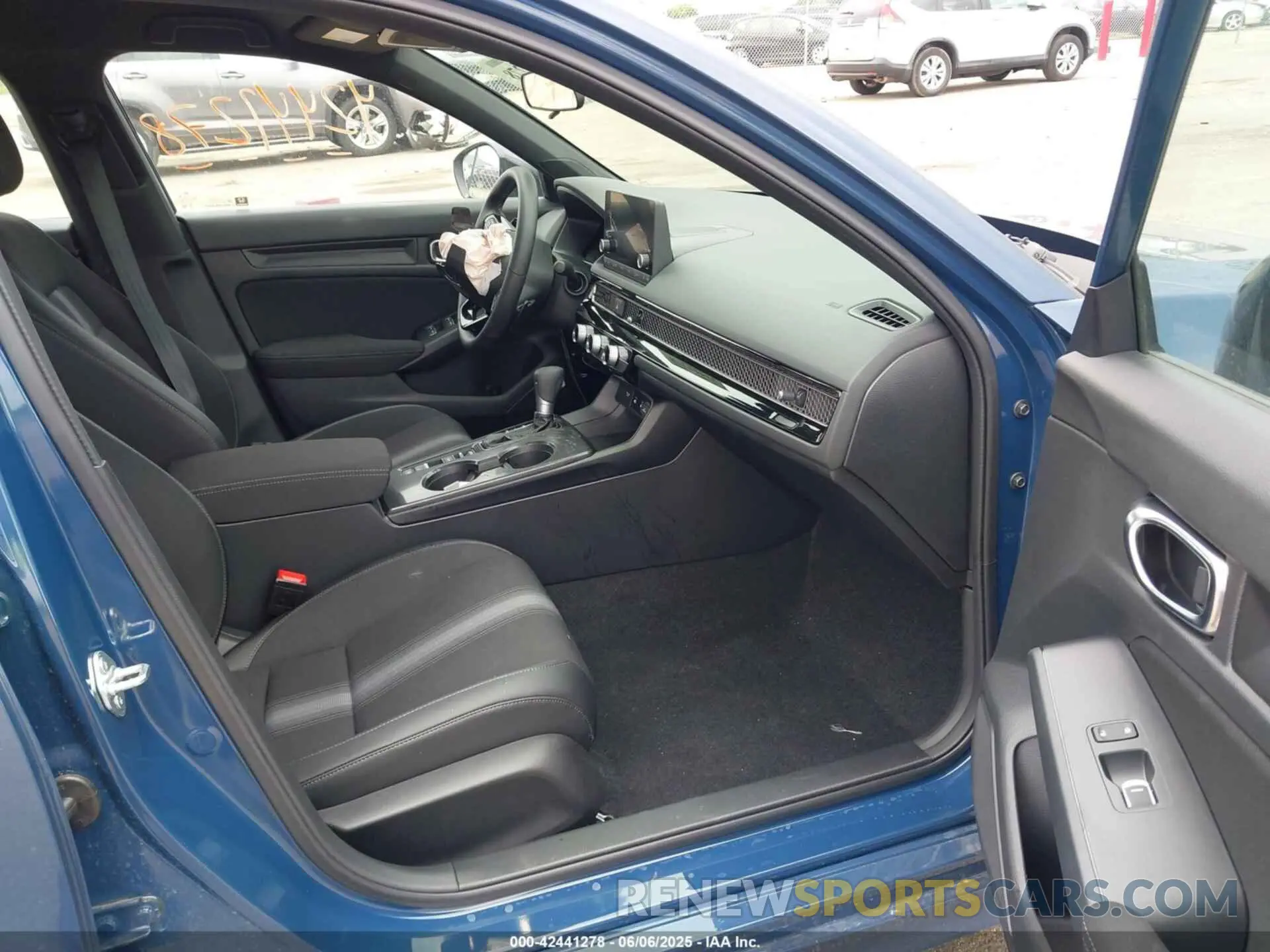 5 Photograph of a damaged car 2HGFE2F50SH552849 HONDA CIVIC 2025