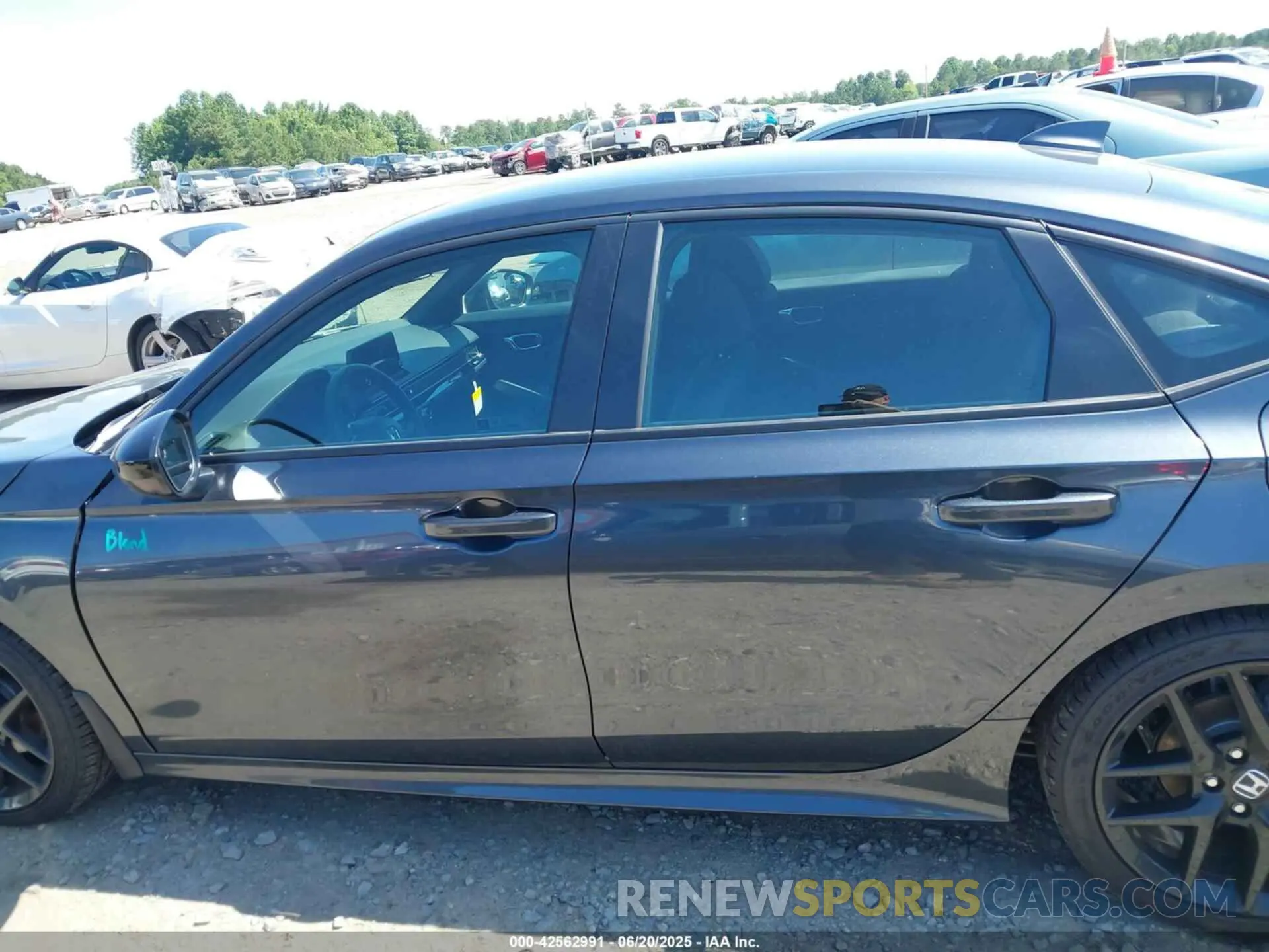 15 Photograph of a damaged car 2HGFE2F50SH573300 HONDA CIVIC 2025