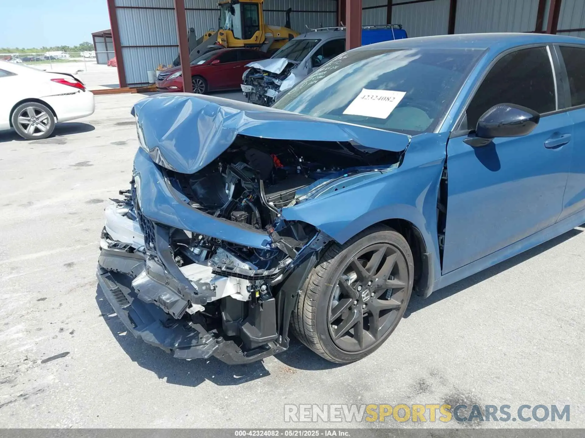 18 Photograph of a damaged car 2HGFE2F50SH588489 HONDA CIVIC 2025