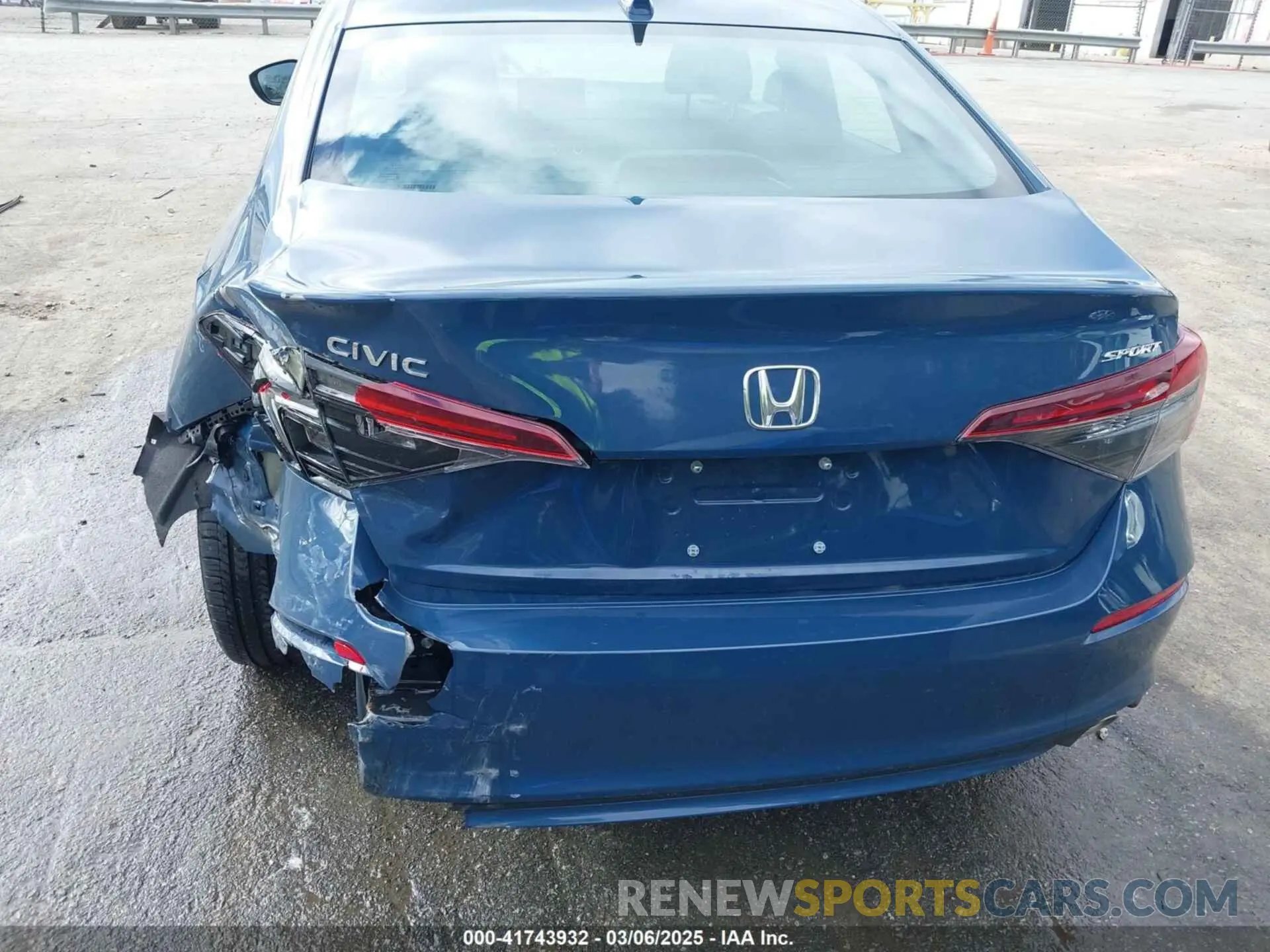 17 Photograph of a damaged car 2HGFE2F51SH526891 HONDA CIVIC 2025