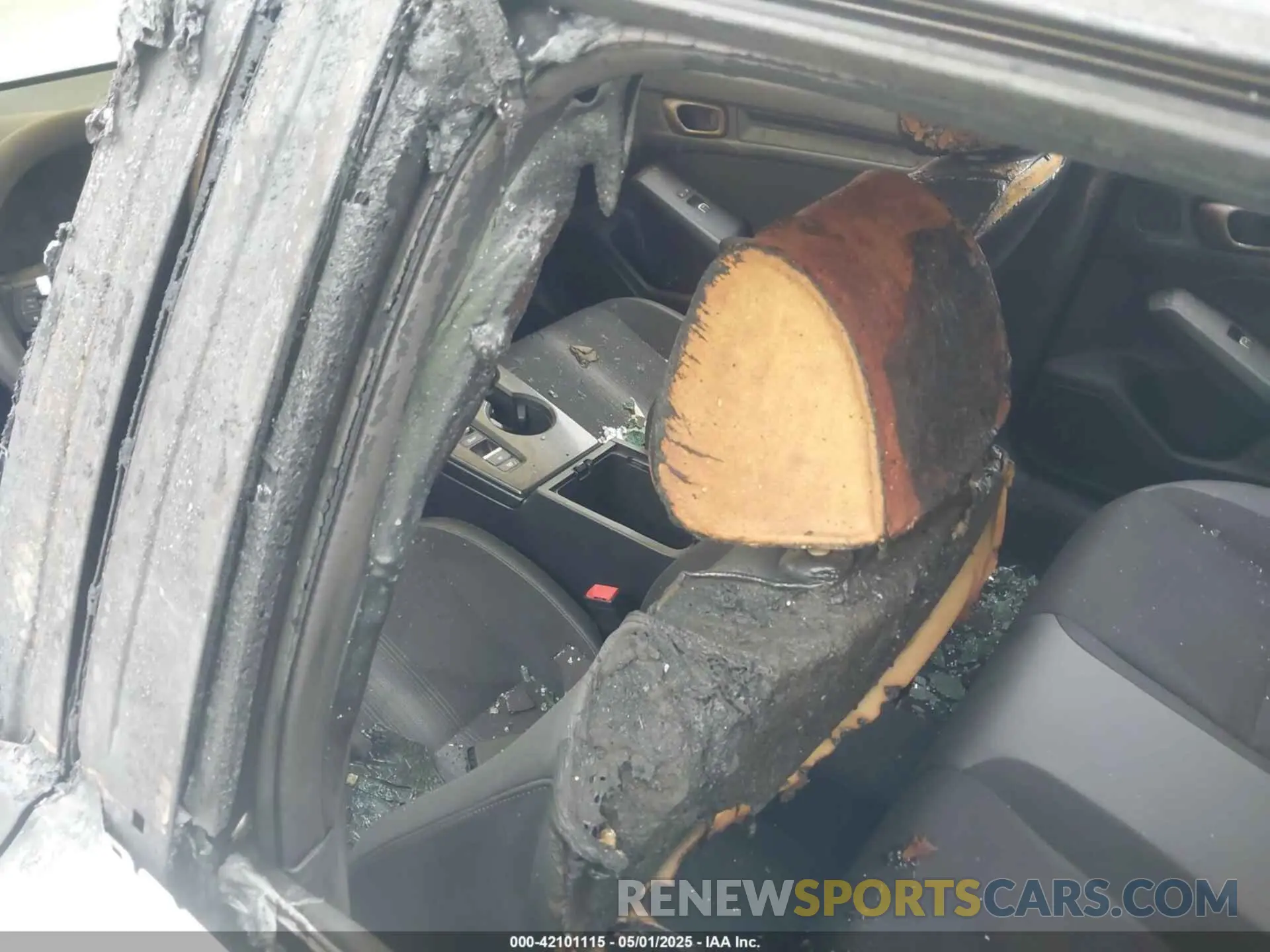 12 Photograph of a damaged car 2HGFE2F51SH528124 HONDA CIVIC 2025