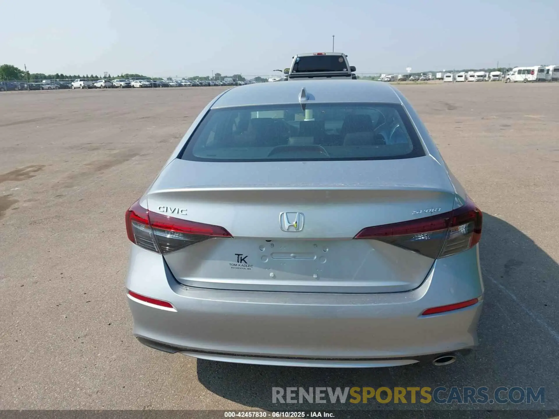 16 Photograph of a damaged car 2HGFE2F51SH559390 HONDA CIVIC 2025