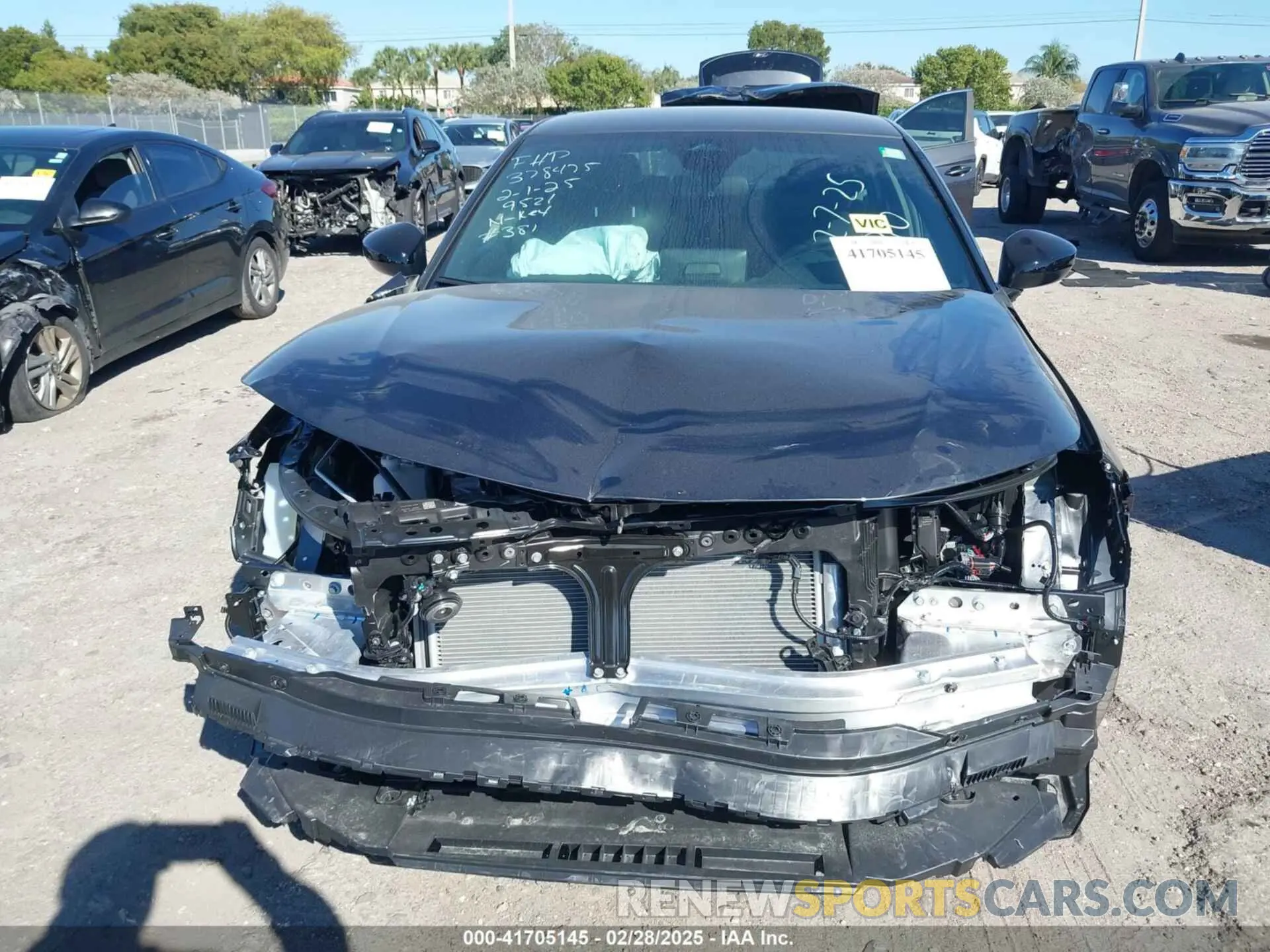 11 Photograph of a damaged car 2HGFE2F51SH559521 HONDA CIVIC 2025