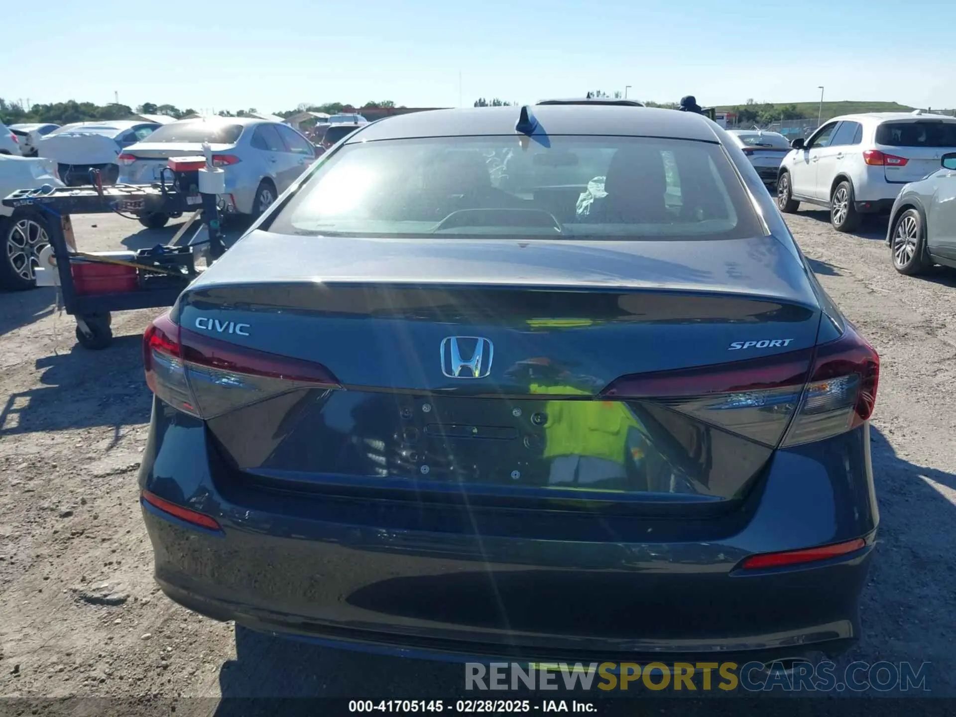 15 Photograph of a damaged car 2HGFE2F51SH559521 HONDA CIVIC 2025