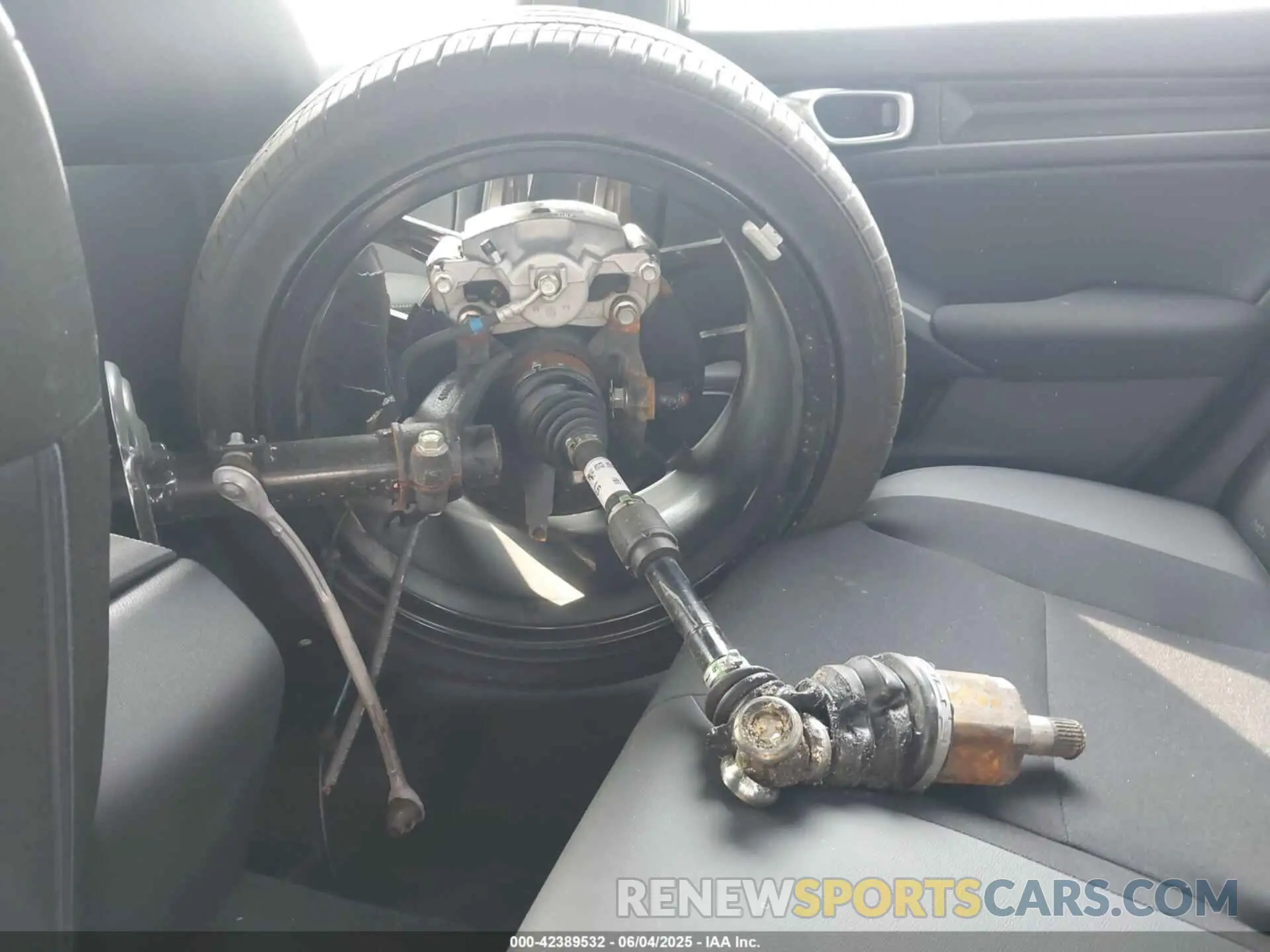 11 Photograph of a damaged car 2HGFE2F51SH586461 HONDA CIVIC 2025