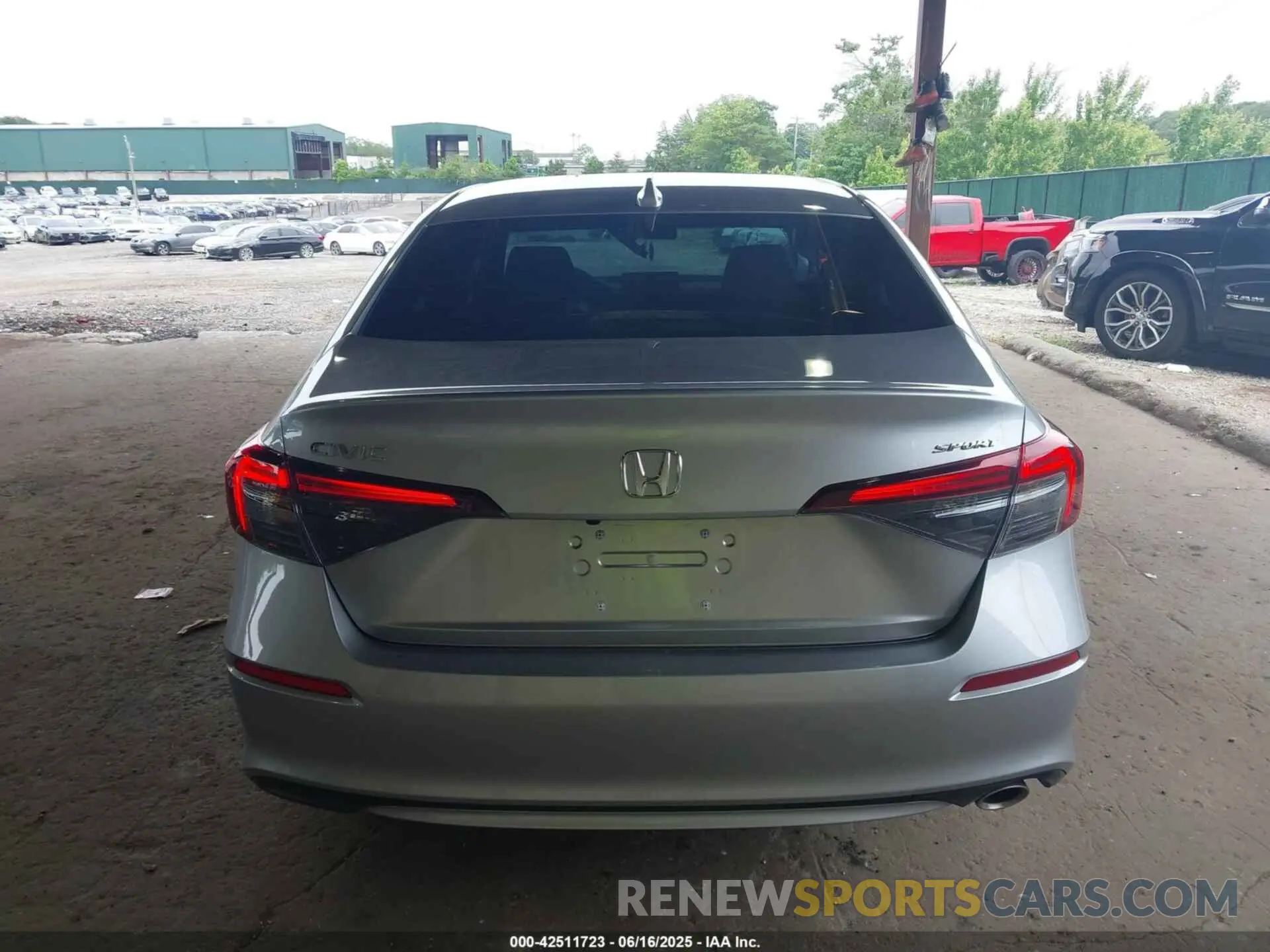16 Photograph of a damaged car 2HGFE2F51SH595578 HONDA CIVIC 2025