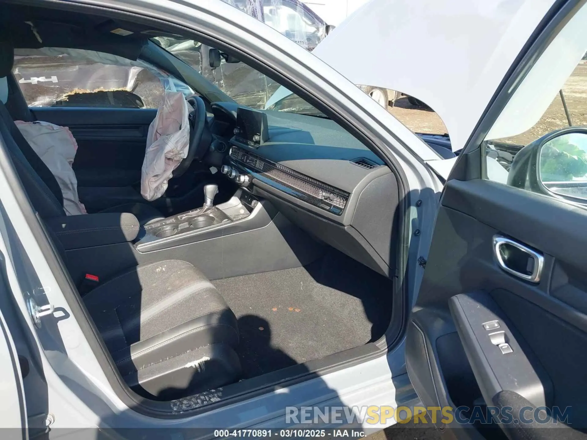5 Photograph of a damaged car 2HGFE2F52SH519187 HONDA CIVIC 2025
