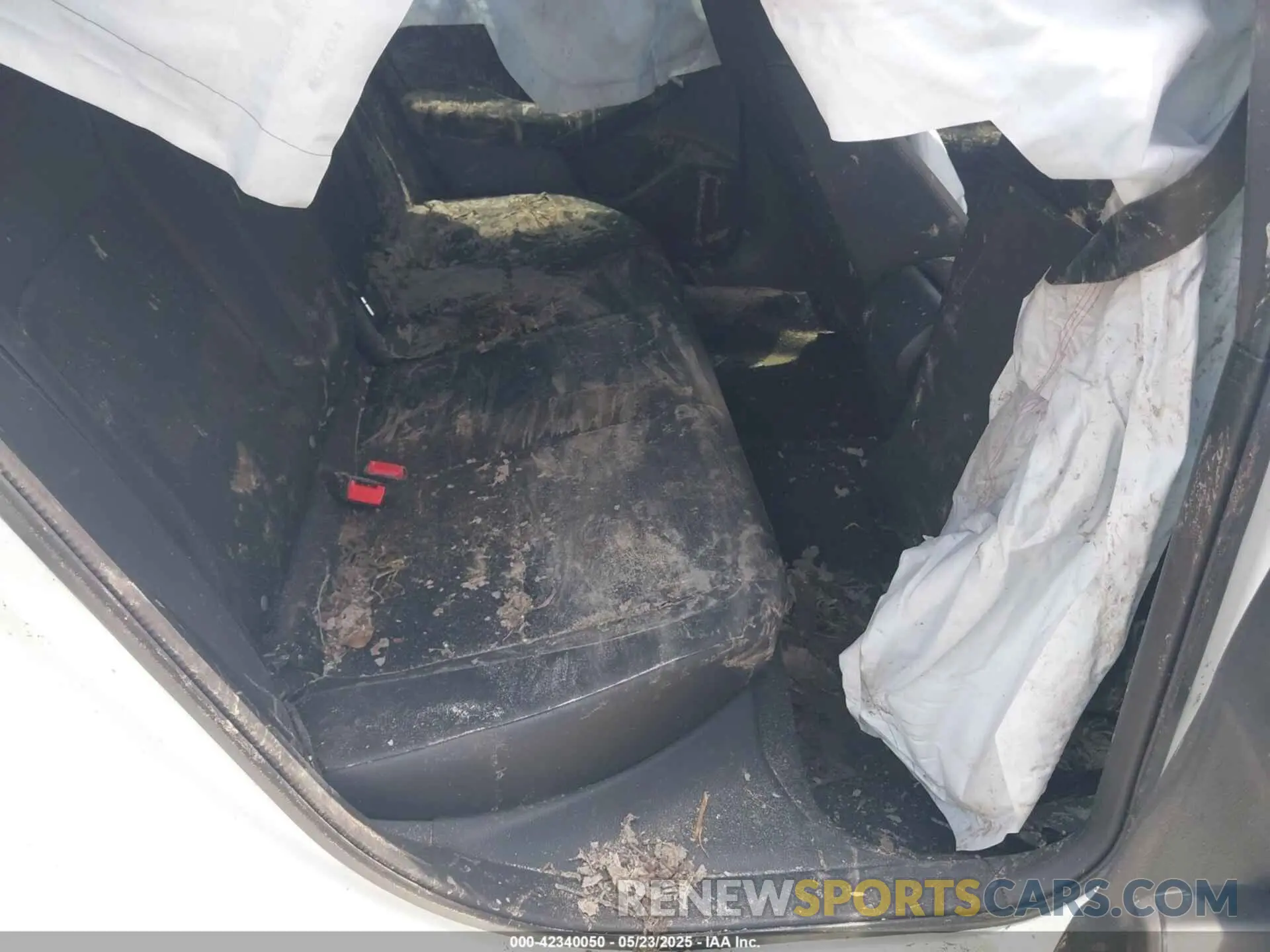 8 Photograph of a damaged car 2HGFE2F52SH525992 HONDA CIVIC 2025