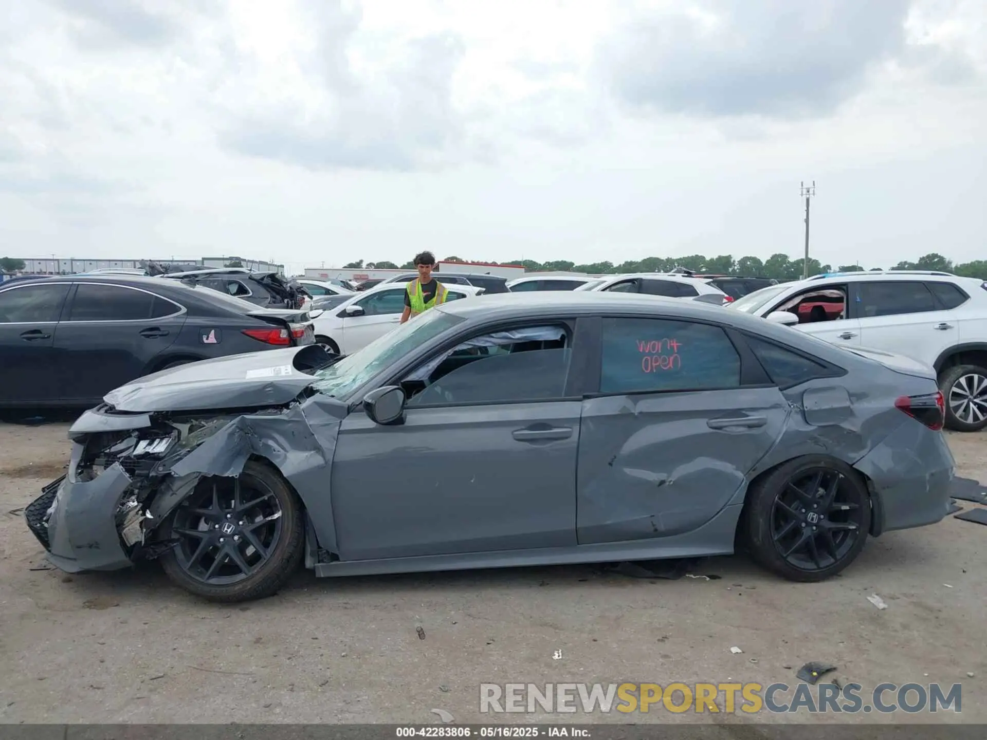 14 Photograph of a damaged car 2HGFE2F52SH558541 HONDA CIVIC 2025
