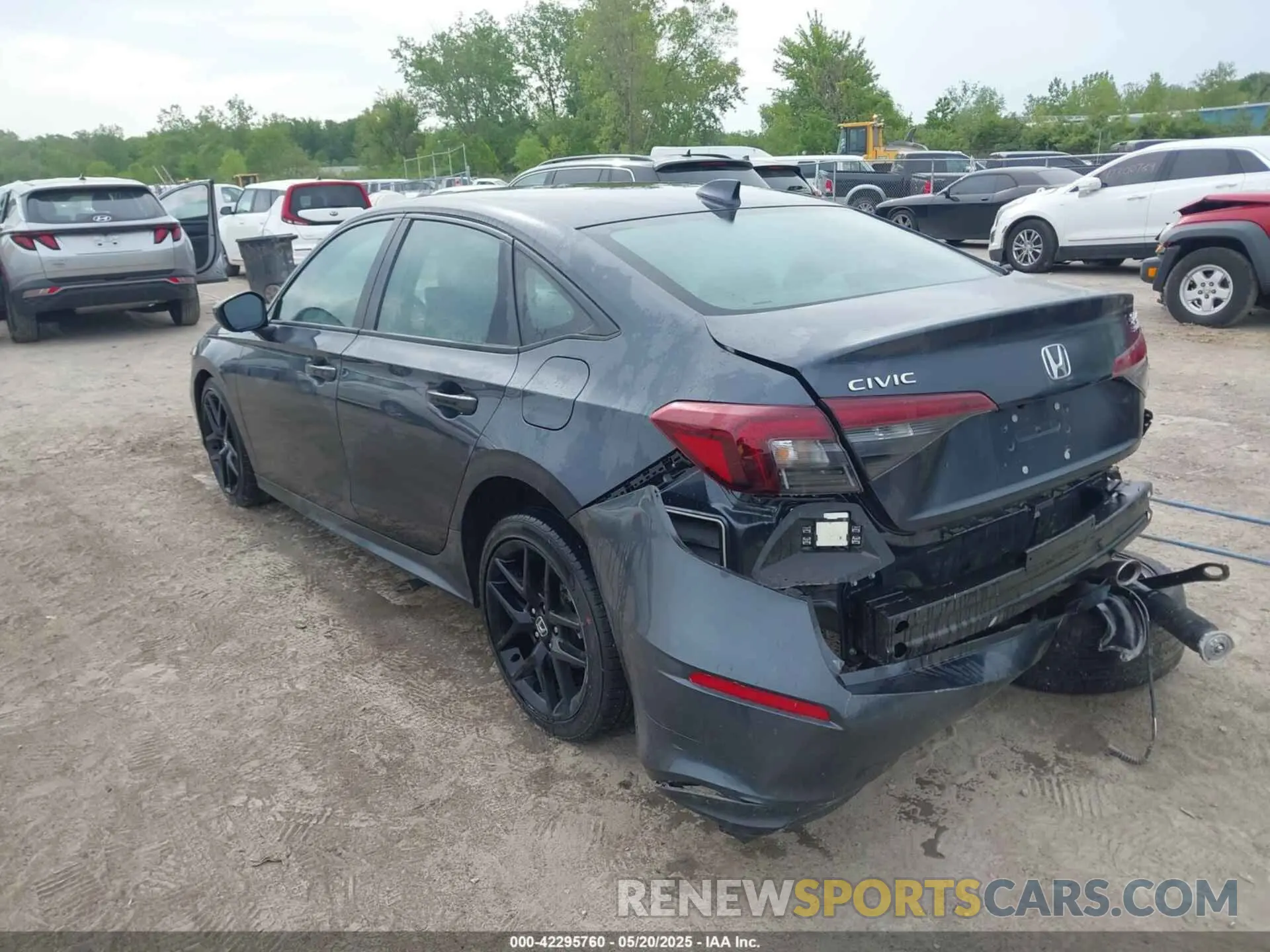 3 Photograph of a damaged car 2HGFE2F52SH570737 HONDA CIVIC 2025