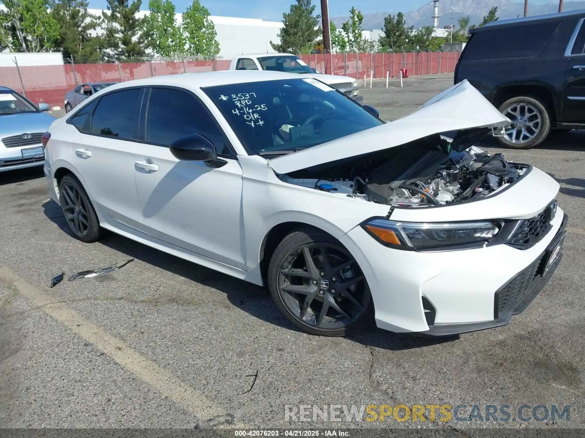 1 Photograph of a damaged car 2HGFE2F52SH576361 HONDA CIVIC 2025