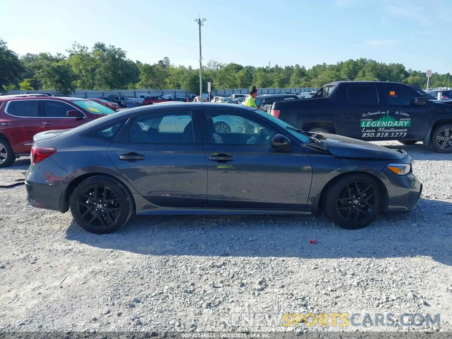 13 Photograph of a damaged car 2HGFE2F53SH518291 HONDA CIVIC 2025
