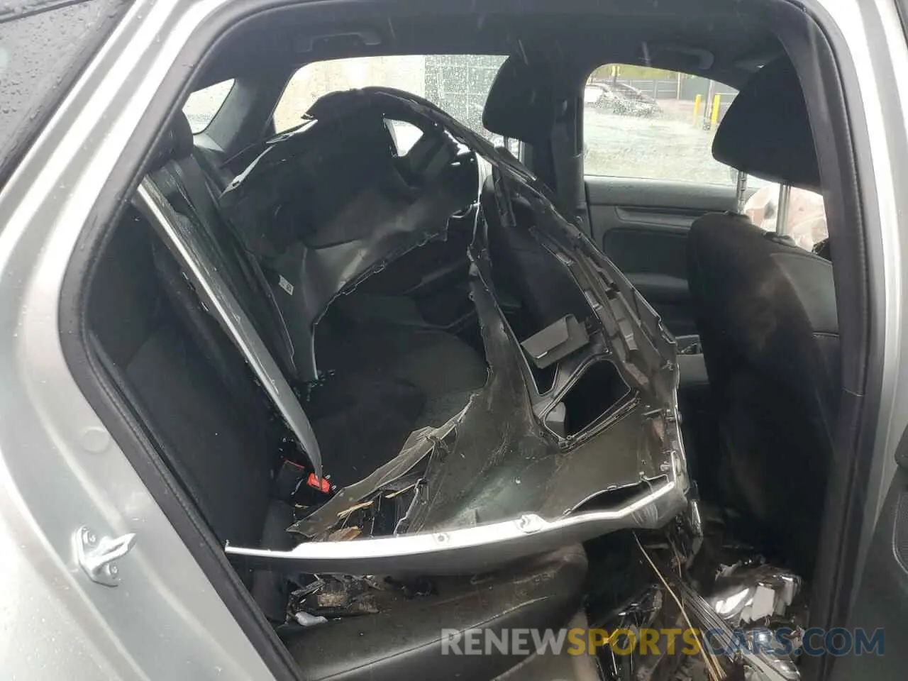 10 Photograph of a damaged car 2HGFE2F53SH522681 HONDA CIVIC 2025