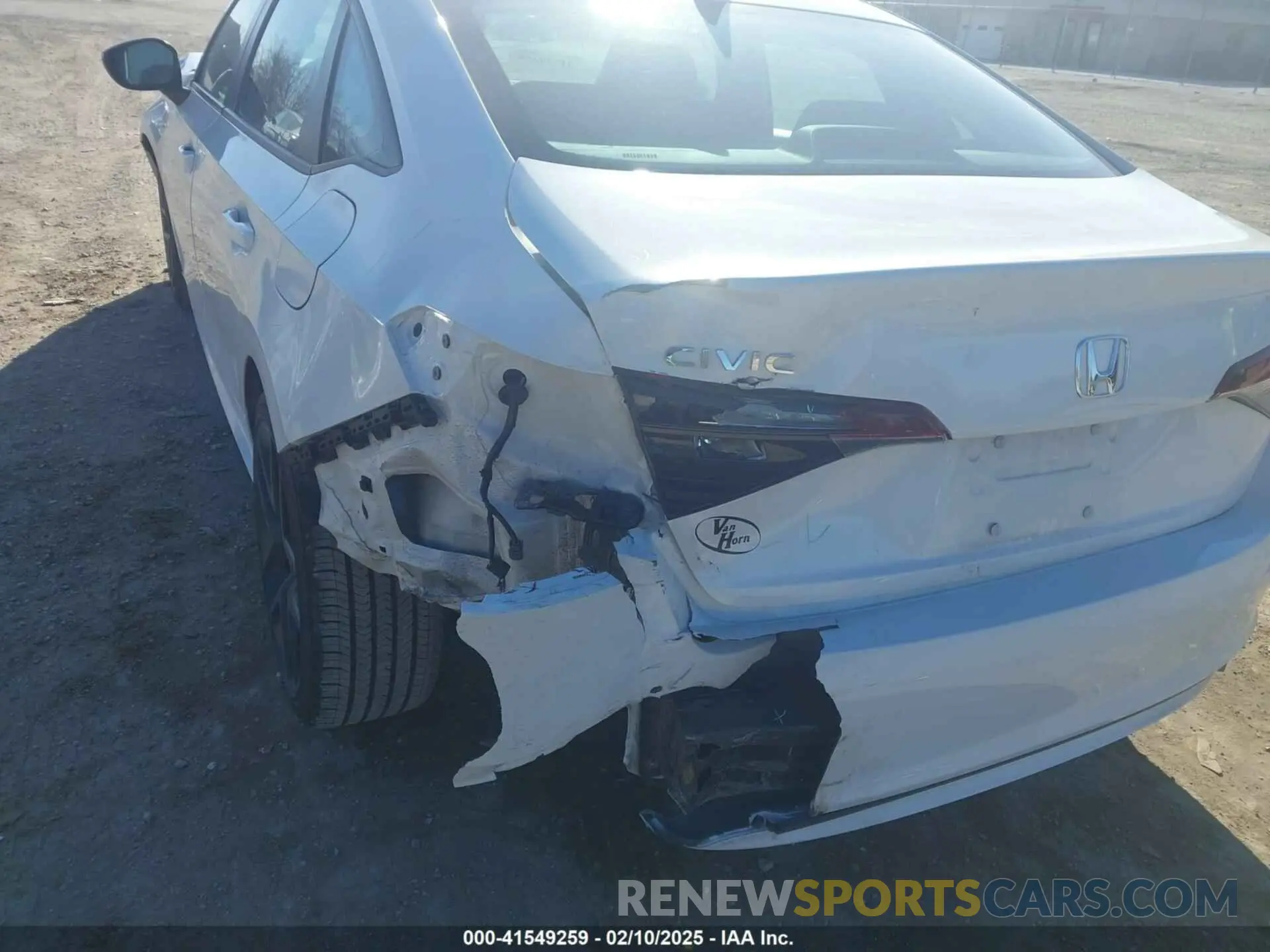 17 Photograph of a damaged car 2HGFE2F53SH527931 HONDA CIVIC 2025