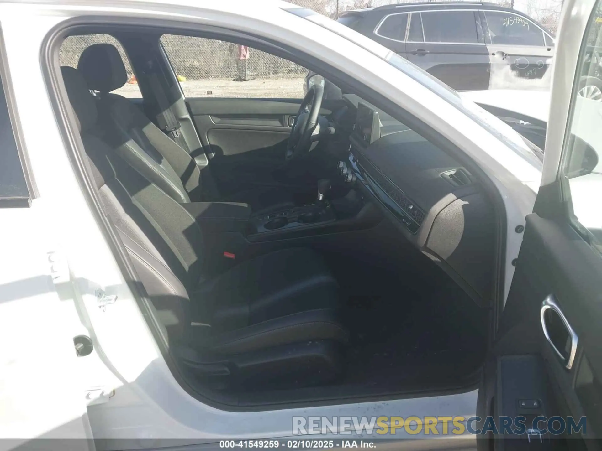 5 Photograph of a damaged car 2HGFE2F53SH527931 HONDA CIVIC 2025