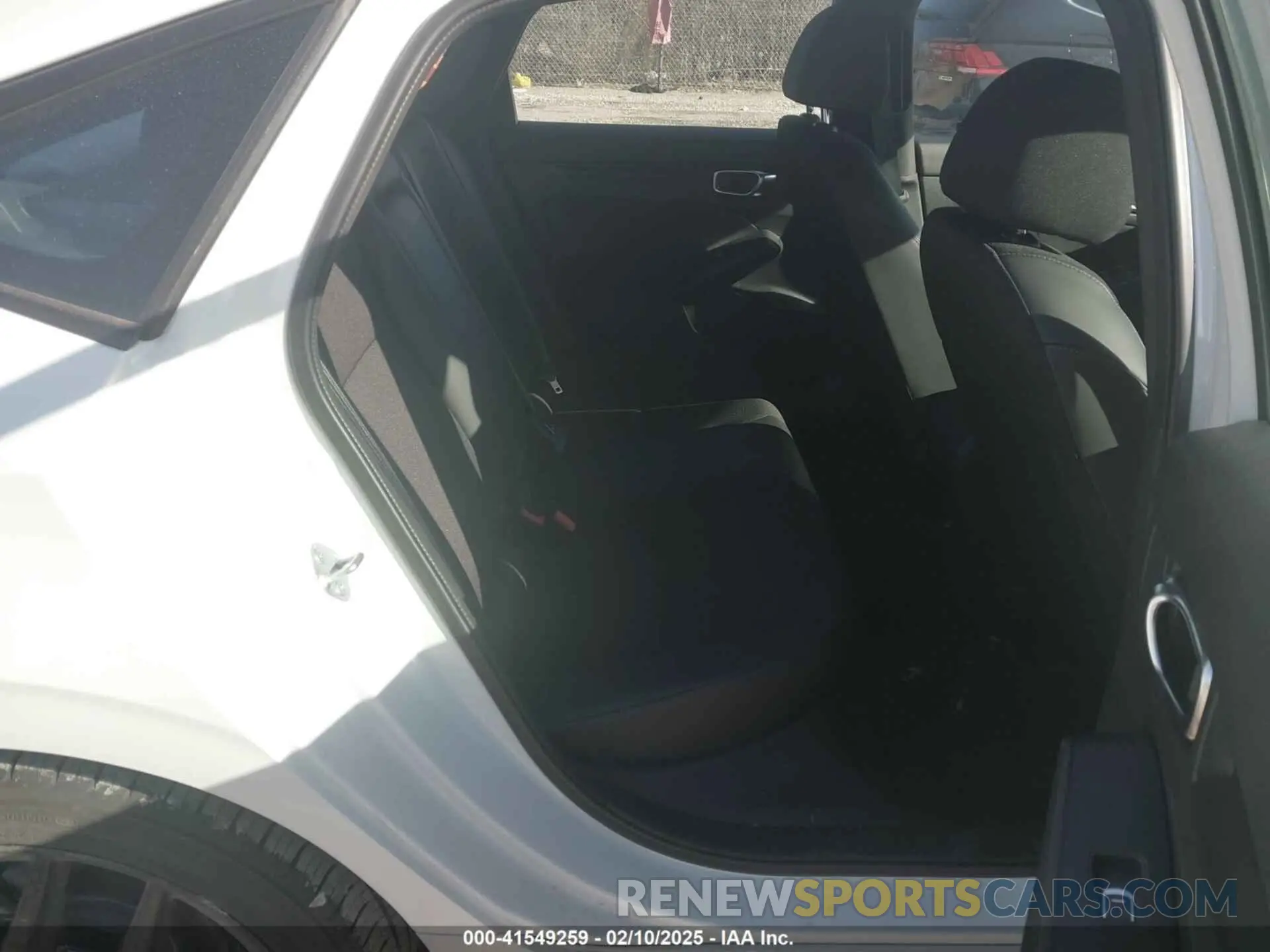 8 Photograph of a damaged car 2HGFE2F53SH527931 HONDA CIVIC 2025