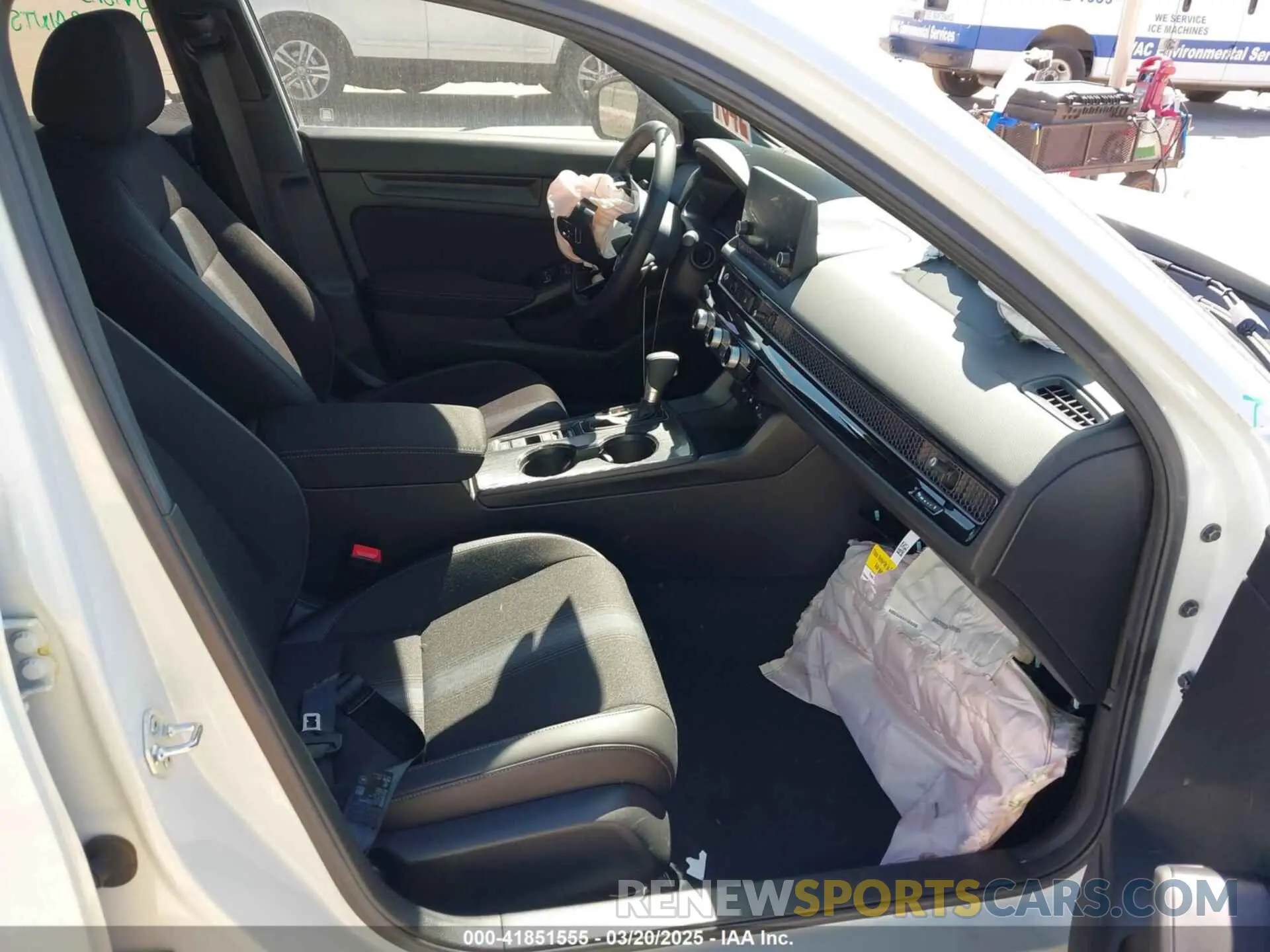 5 Photograph of a damaged car 2HGFE2F53SH545605 HONDA CIVIC 2025