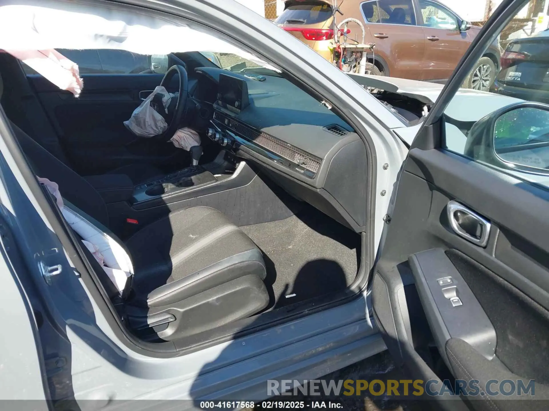 5 Photograph of a damaged car 2HGFE2F54SH536525 HONDA CIVIC 2025