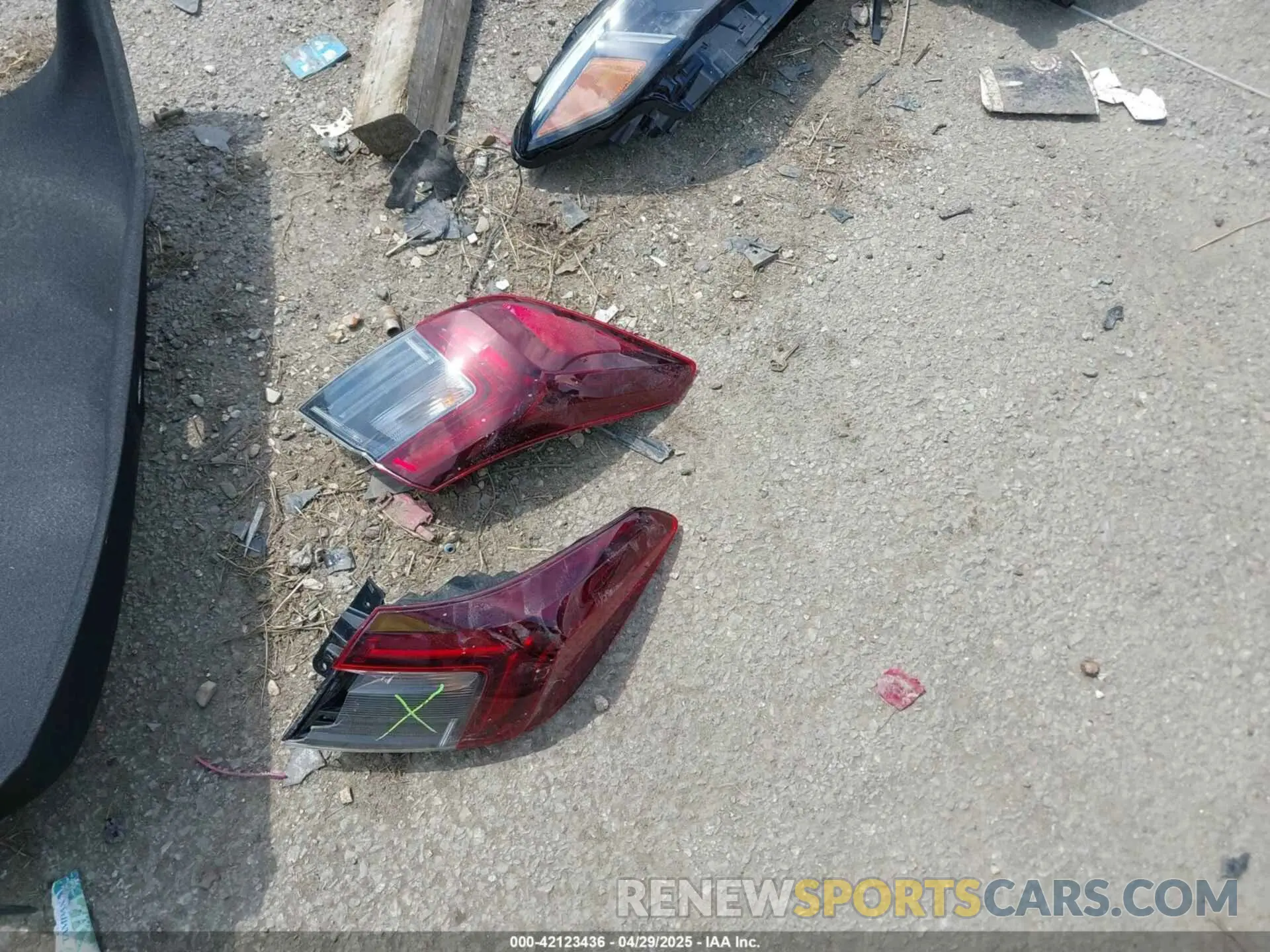 18 Photograph of a damaged car 2HGFE2F54SH564003 HONDA CIVIC 2025