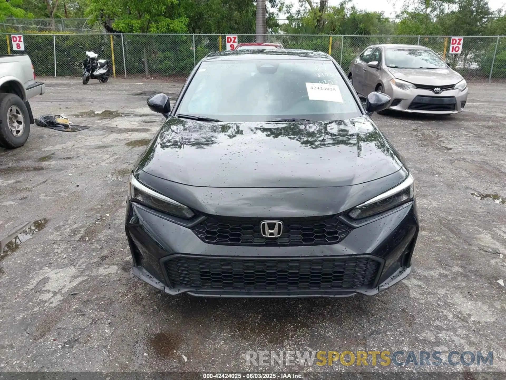 12 Photograph of a damaged car 2HGFE2F54SH572327 HONDA CIVIC 2025