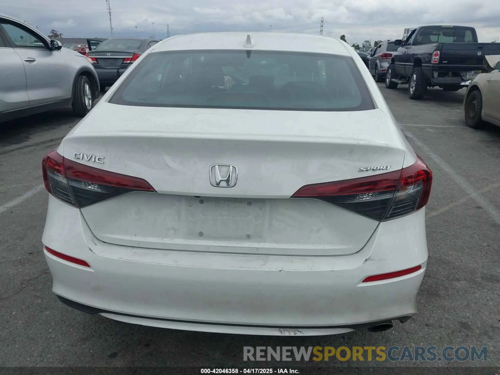 15 Photograph of a damaged car 2HGFE2F55SH536680 HONDA CIVIC 2025